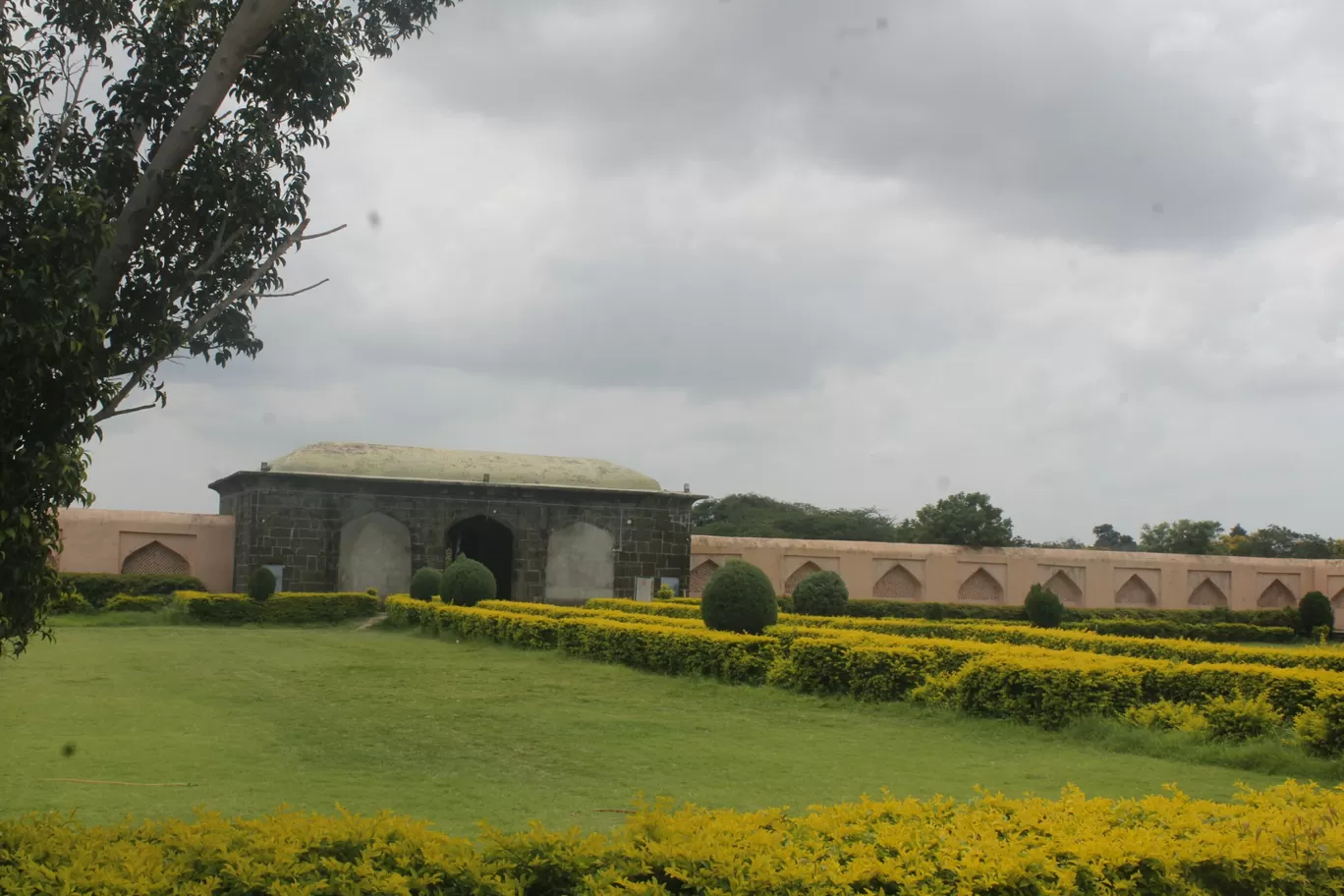 Photo of Soneri Mahal By vishwajeetkumar Bansode