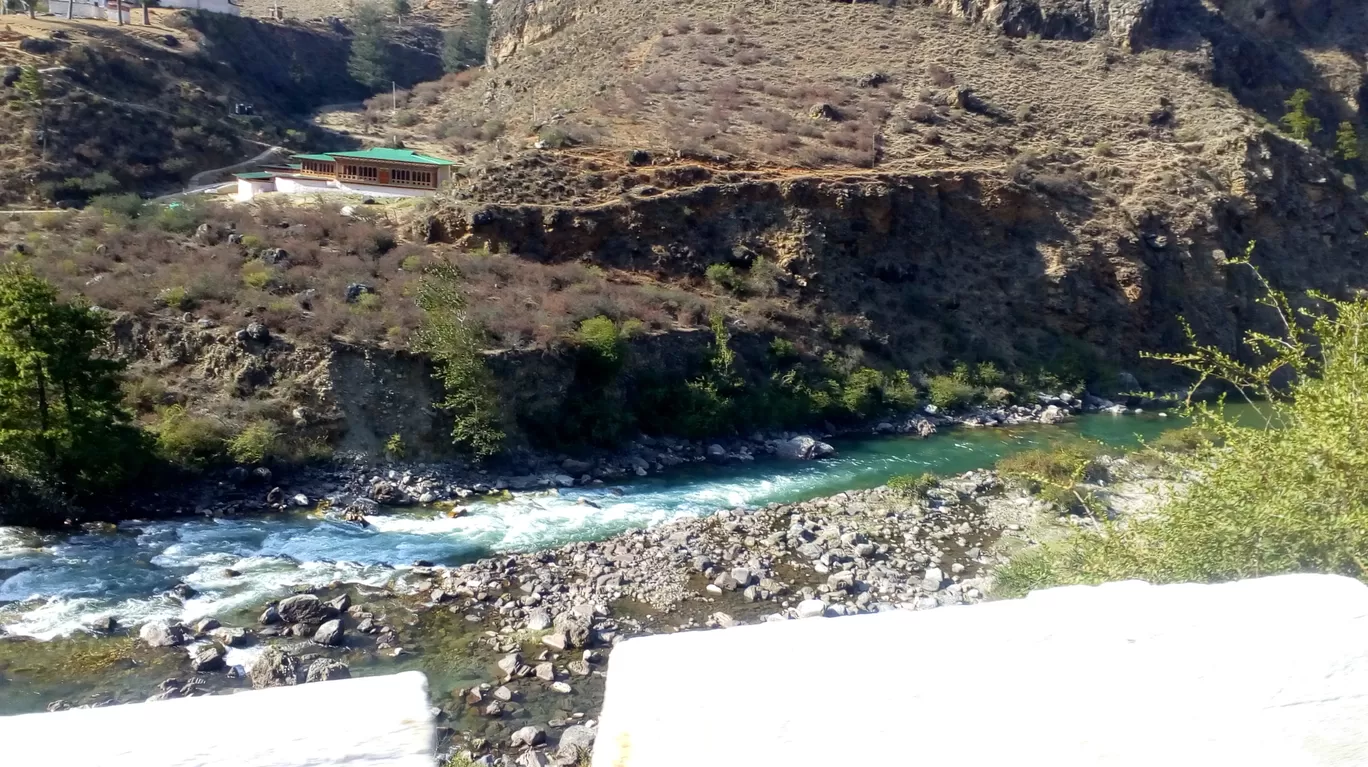 Photo of Bhutan By Girish Mahajan