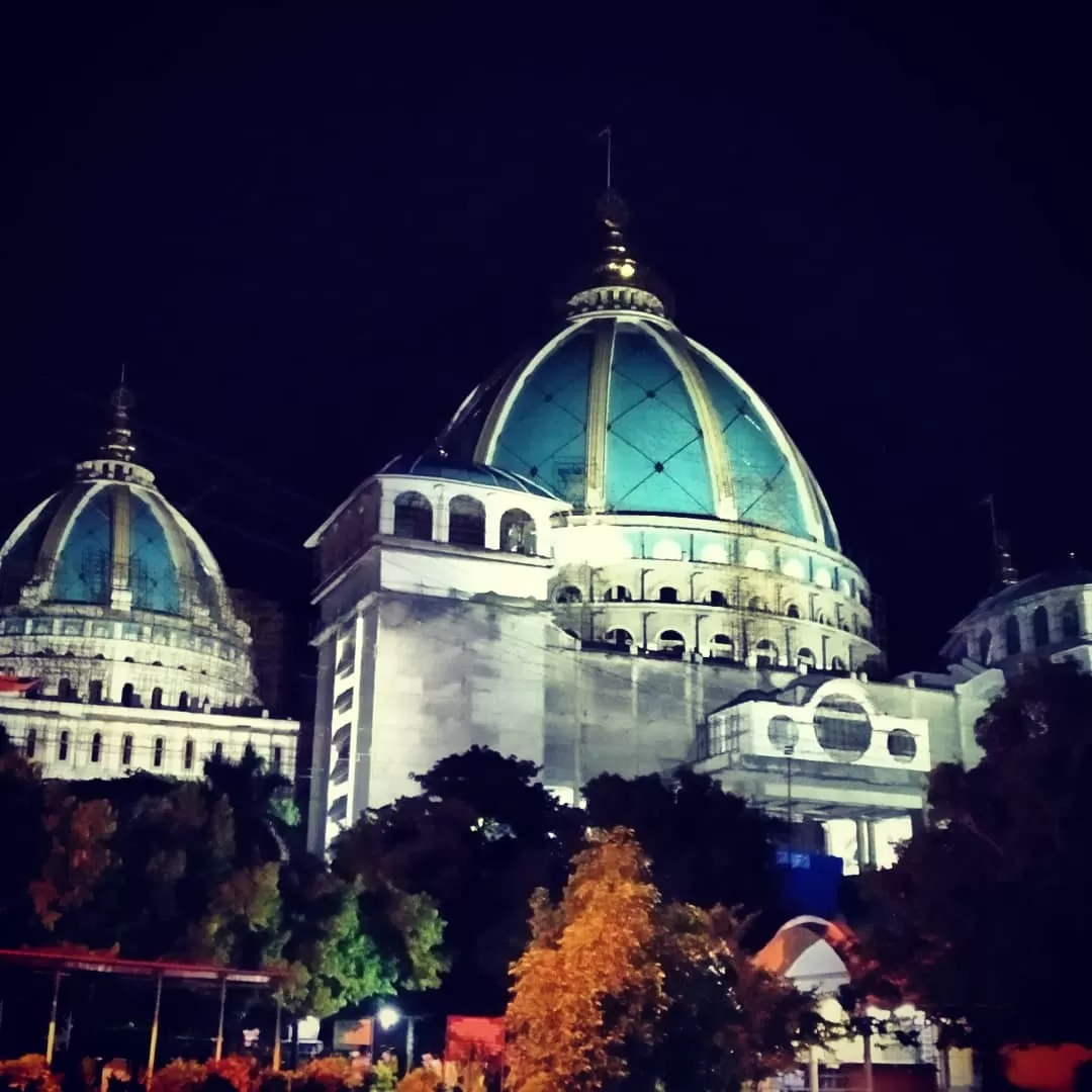 Photo of Mayapur Iskcon Temple By SWARAJIT DEY