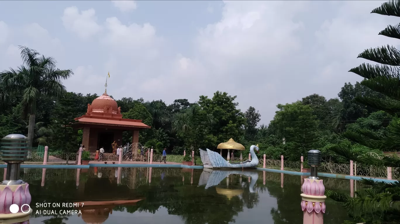 Photo of Mayapur Iskcon Temple By SWARAJIT DEY