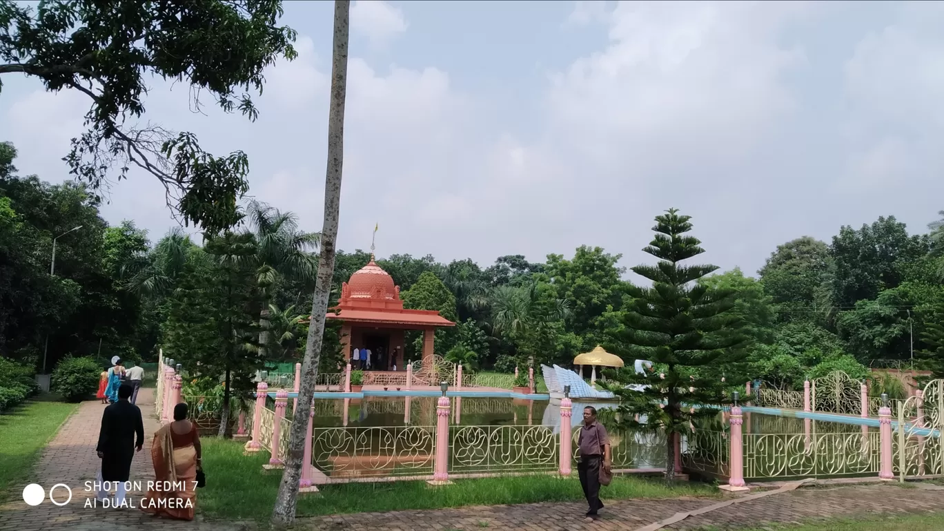 Photo of Mayapur Iskcon Temple By SWARAJIT DEY