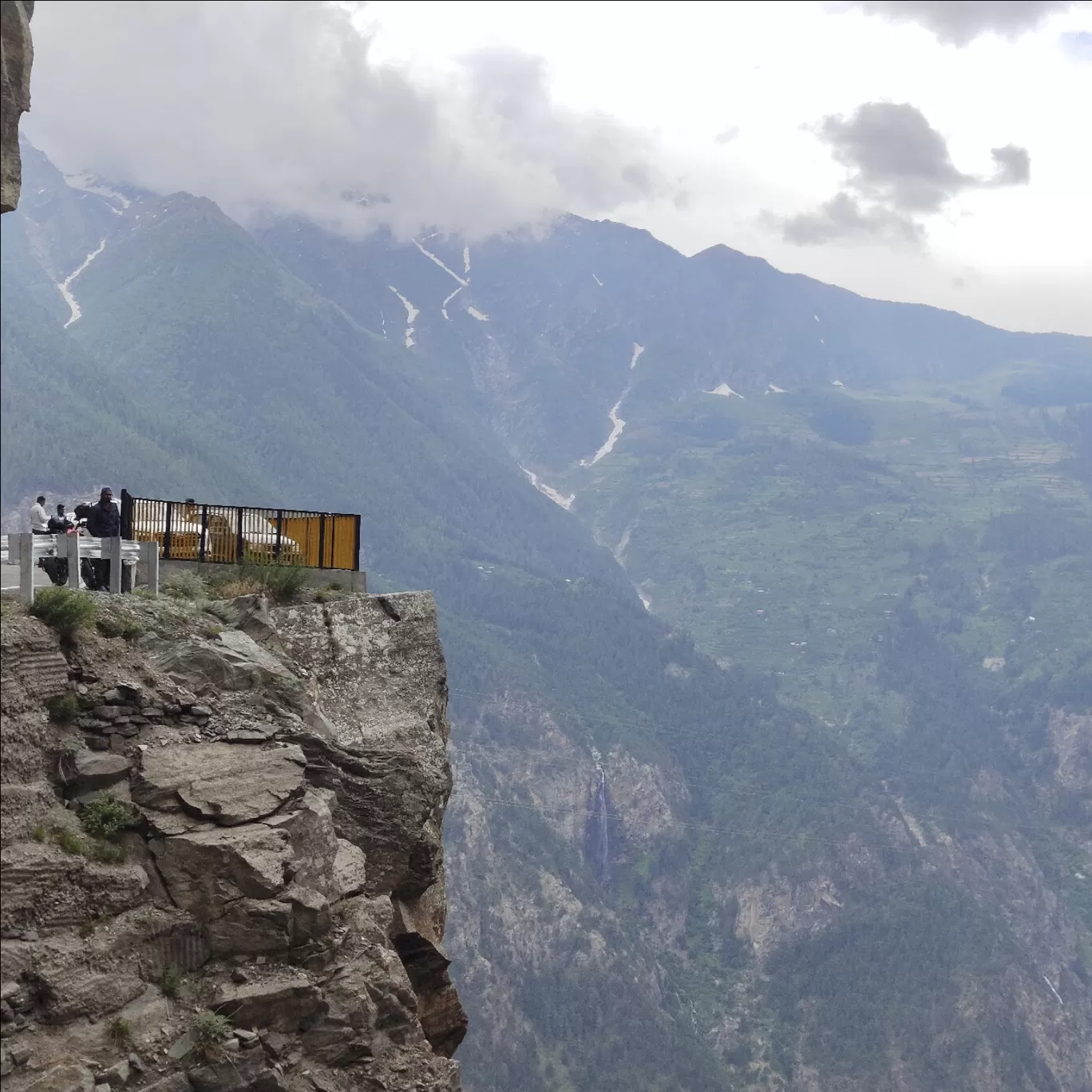 Photo of Suicide Point By Emran Ikram