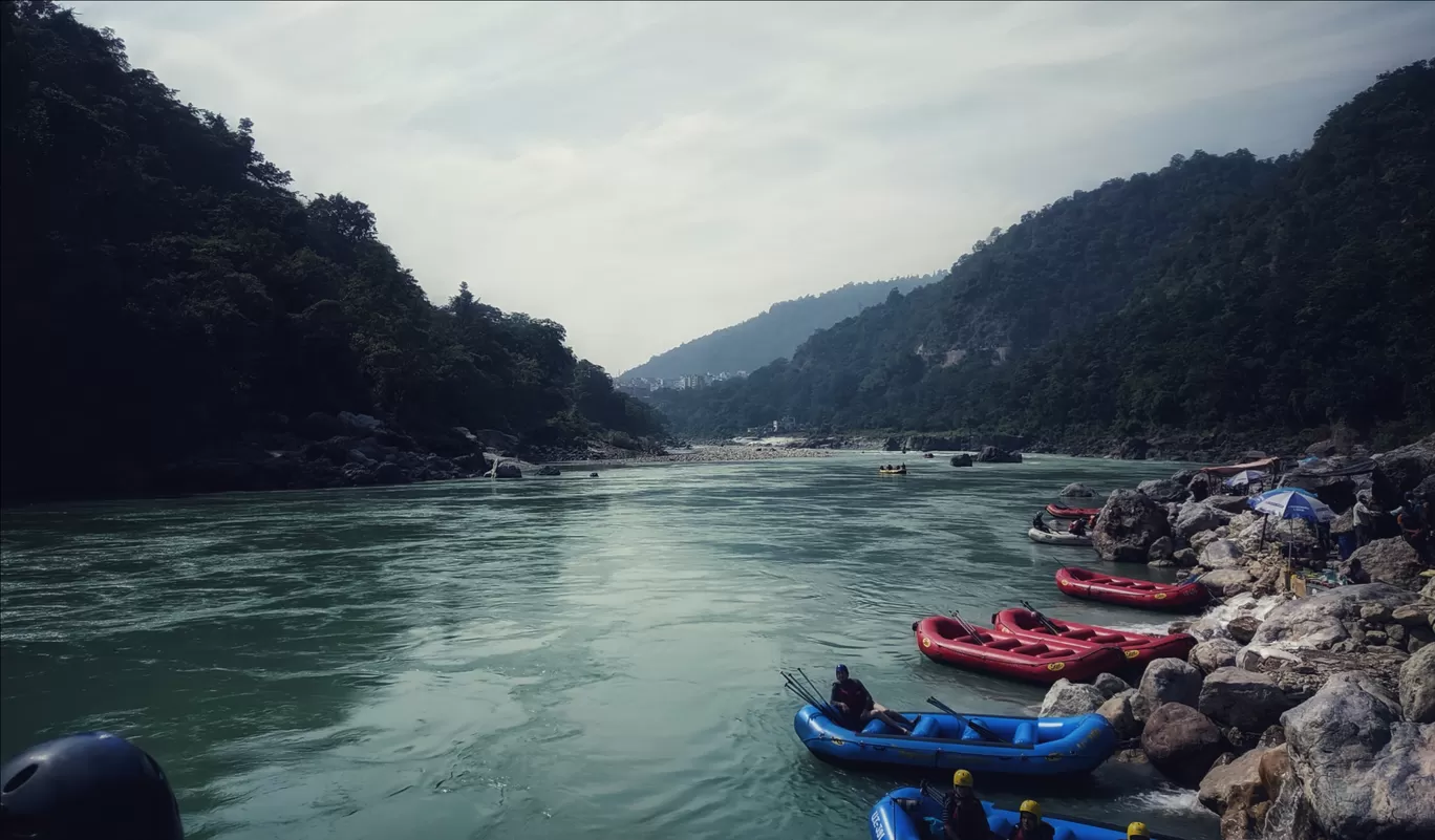 Photo of Rishikesh By Santosh Sah