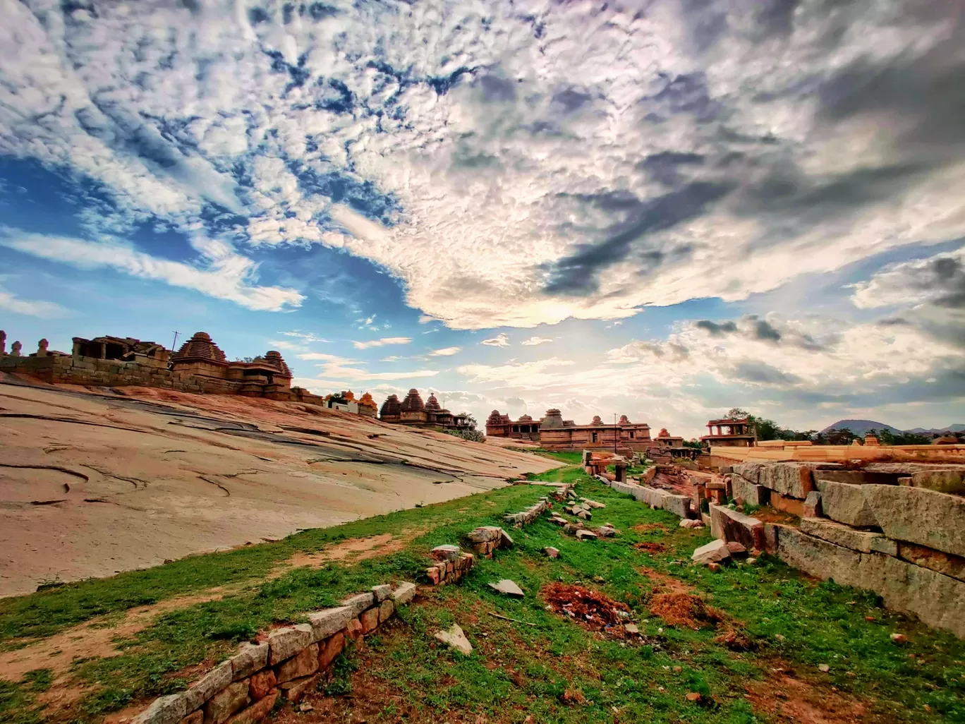 Photo of Hampi By Ayush Kumar