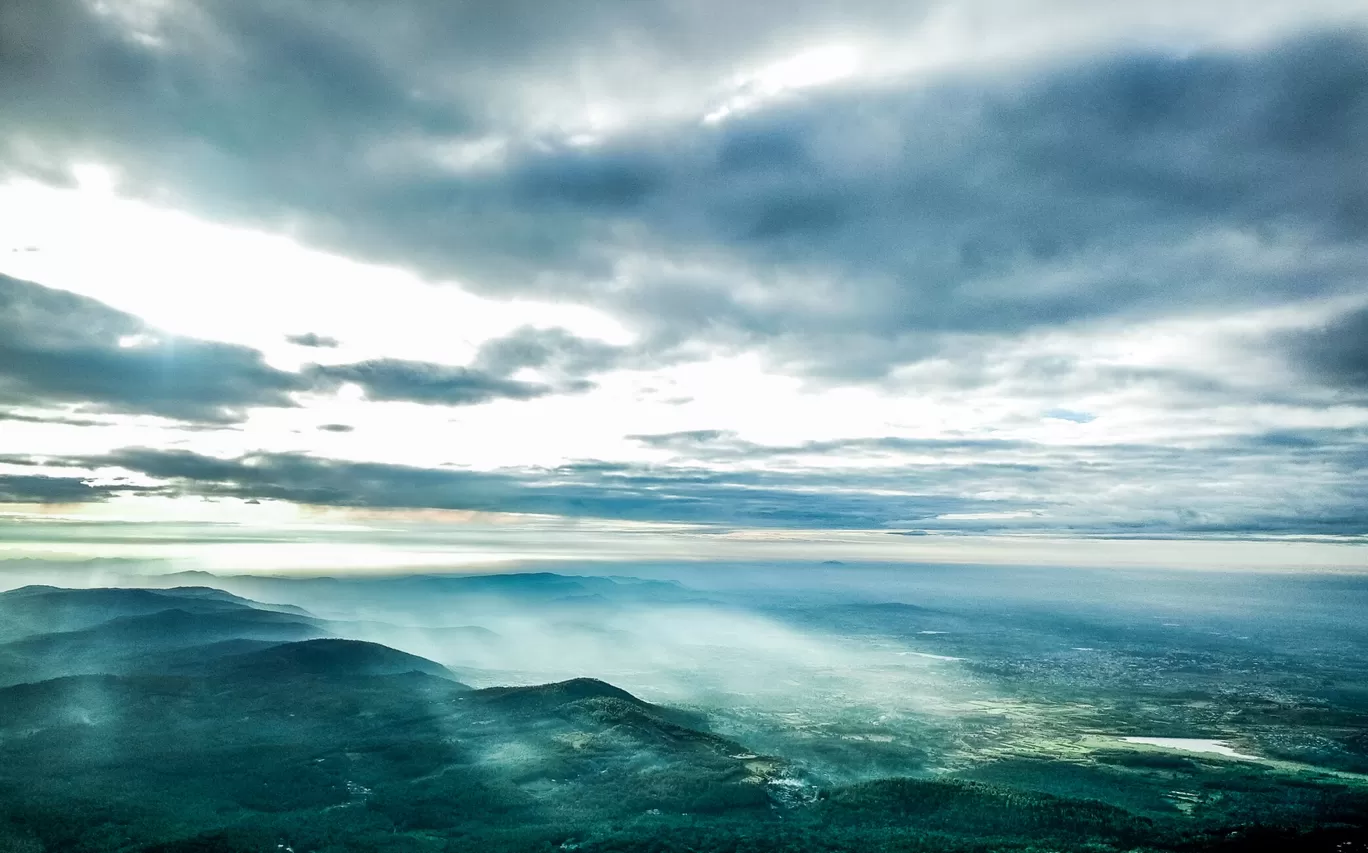 Photo of Mullayanagiri Peak By Girish Devadiga