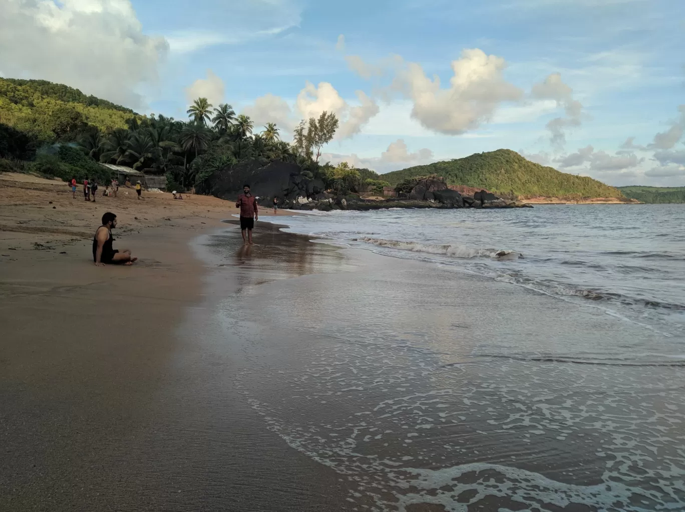 Photo of Half Moon Beach By Paridhi Madhurayar (பரிதி மாதுராயர்)