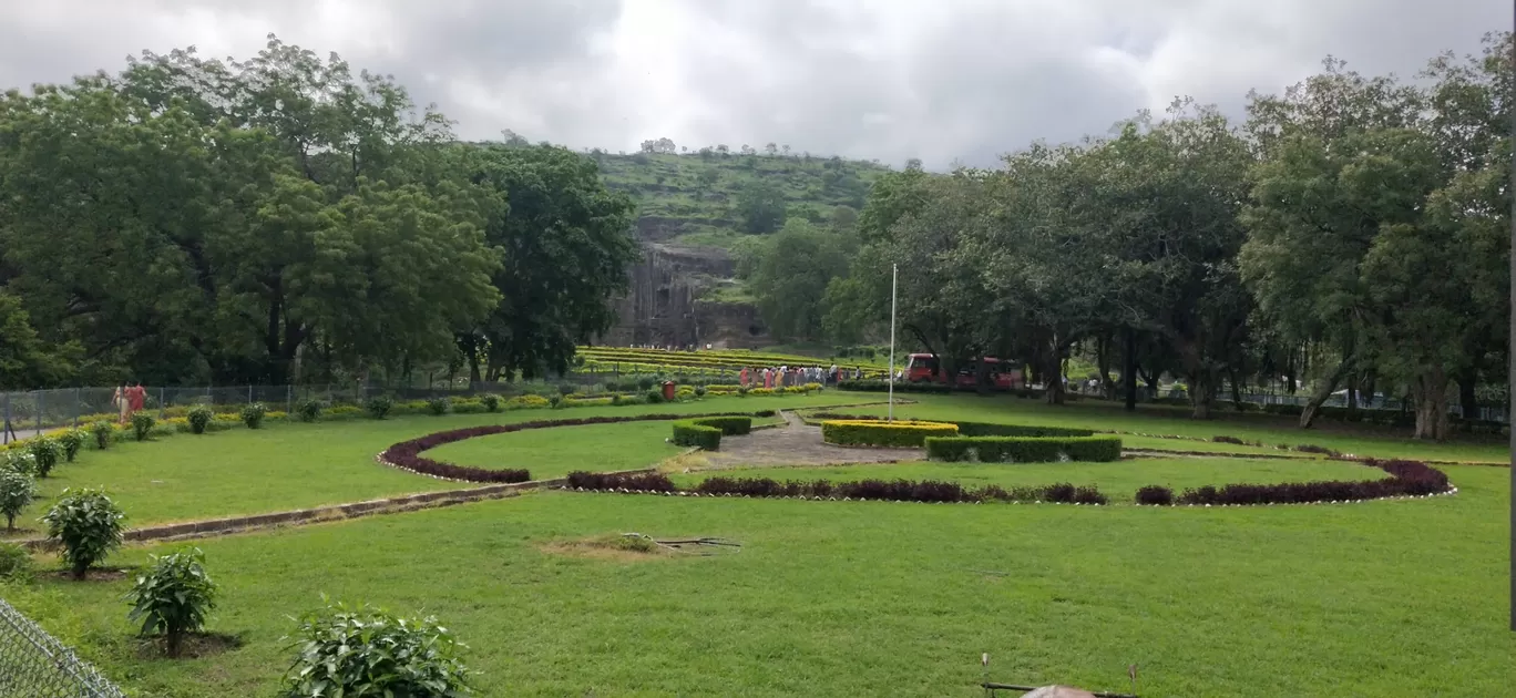 Photo of Trimbakeshwar Jyotirlinga Shiv Mandir By Krishna singh