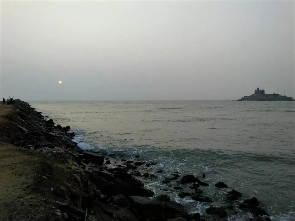 Photo of Kanyakumari Beach By Himani Mishra