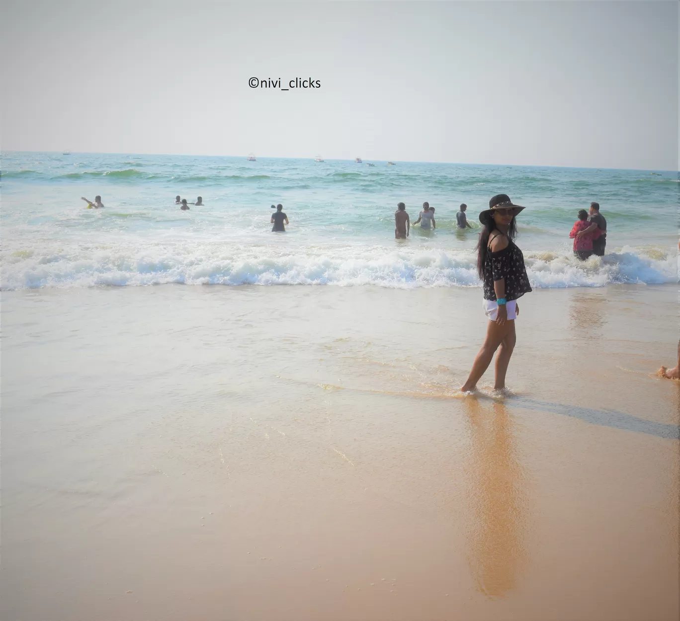Photo of Candolim Beach By Niwedita