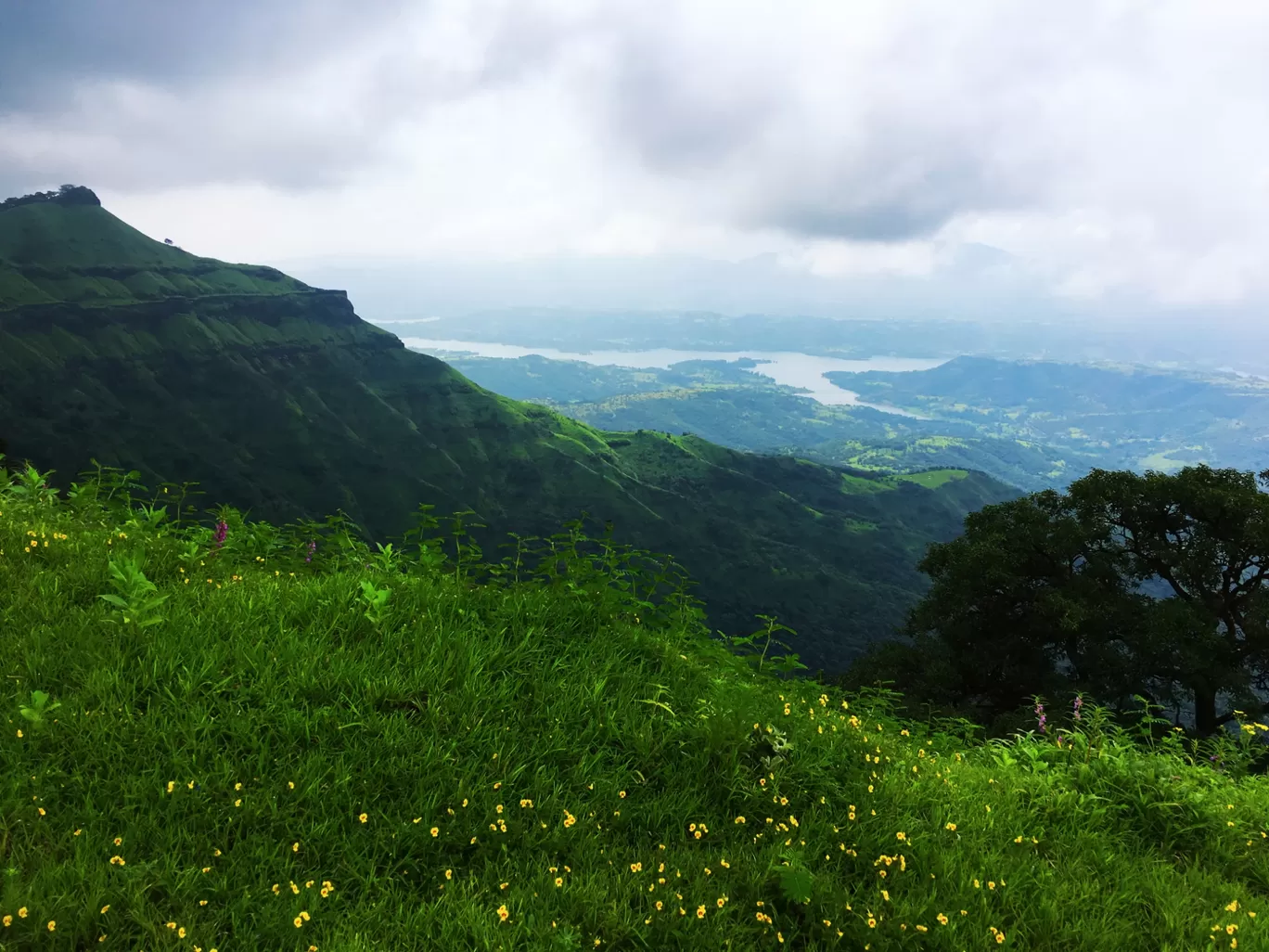 Photo of Rajgad Fort By sanika doke