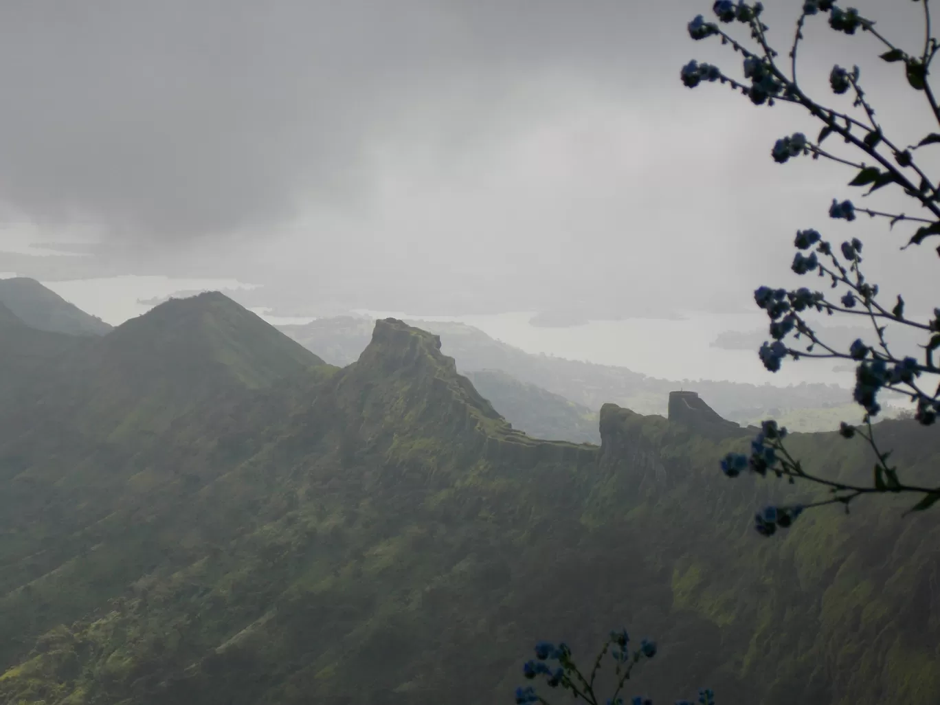 Photo of Rajgad Fort By sanika doke