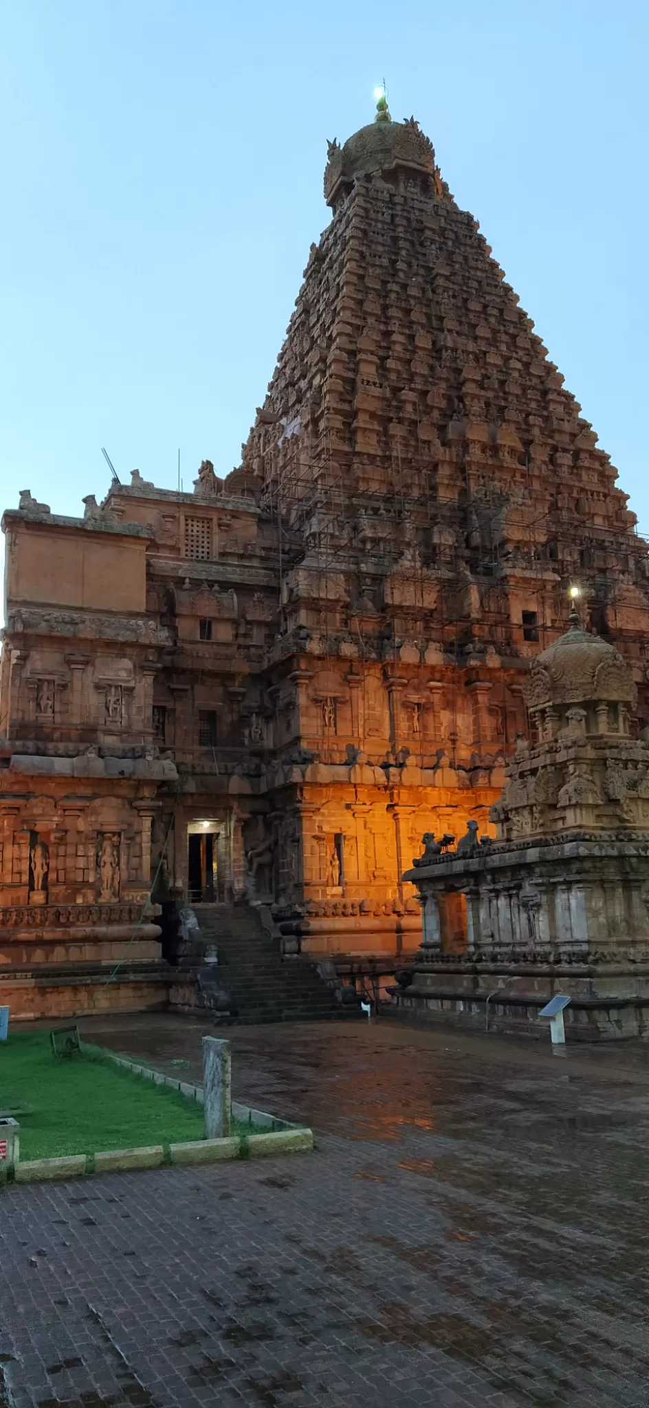 Photo of Brihadeeswara Temple By Sahil Xavier