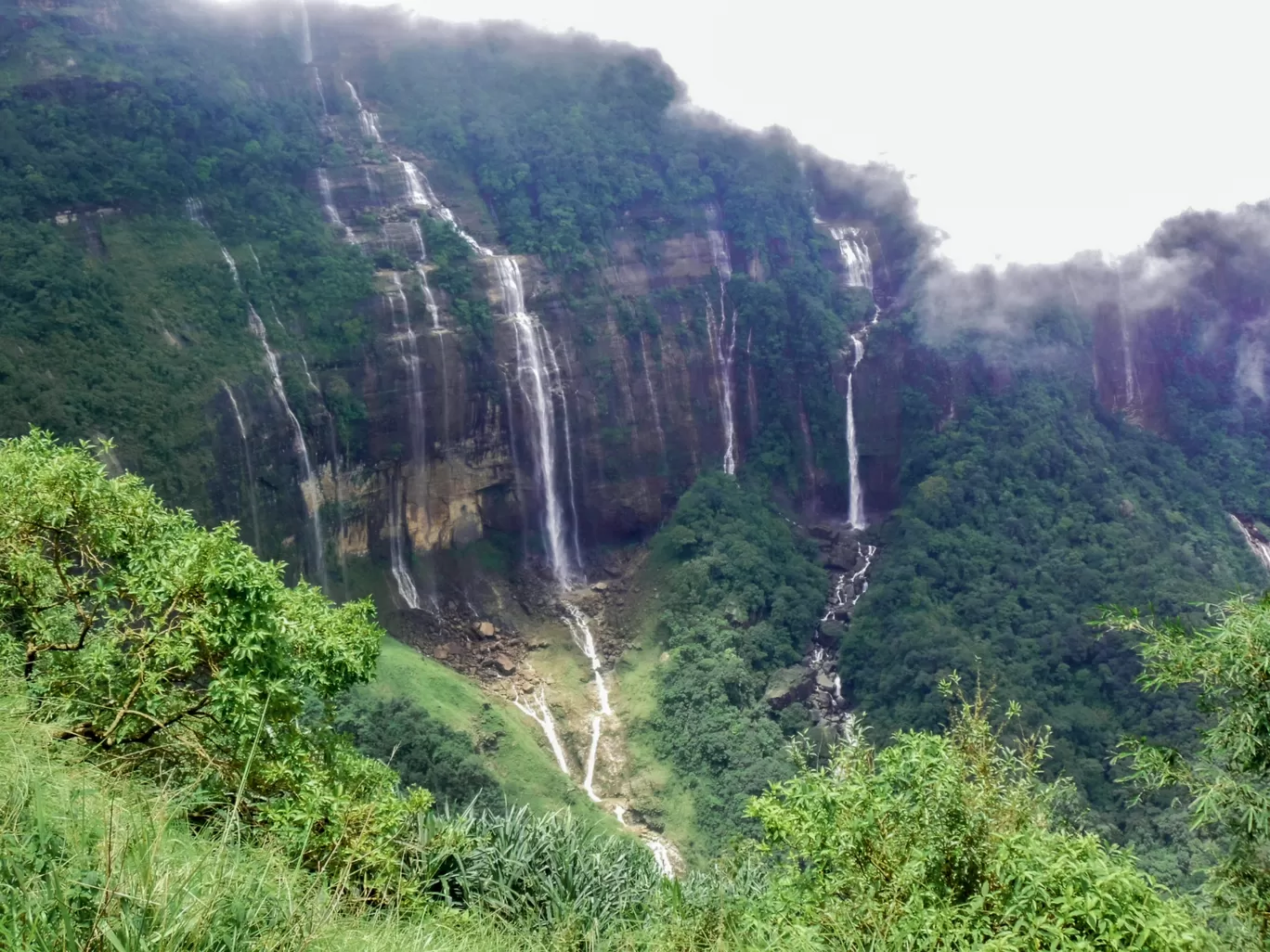 Photo of Seven Sisters Falls By Debasish Das