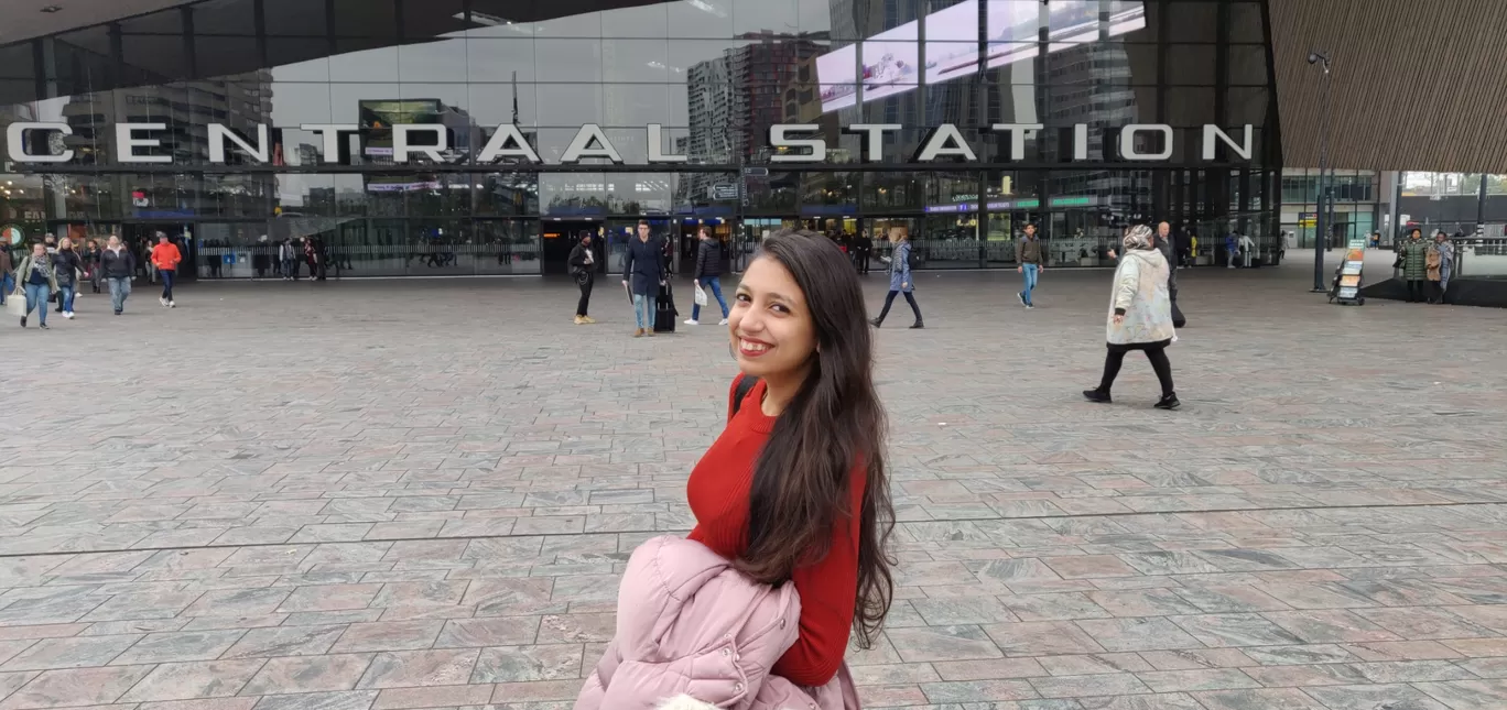 Photo of Erasmus Bridge By Hiba Khan