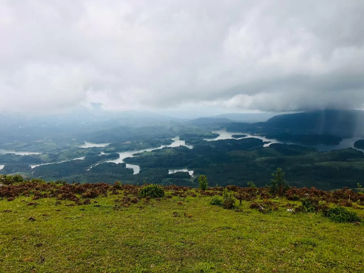 Photo of Theni By aksh yaa