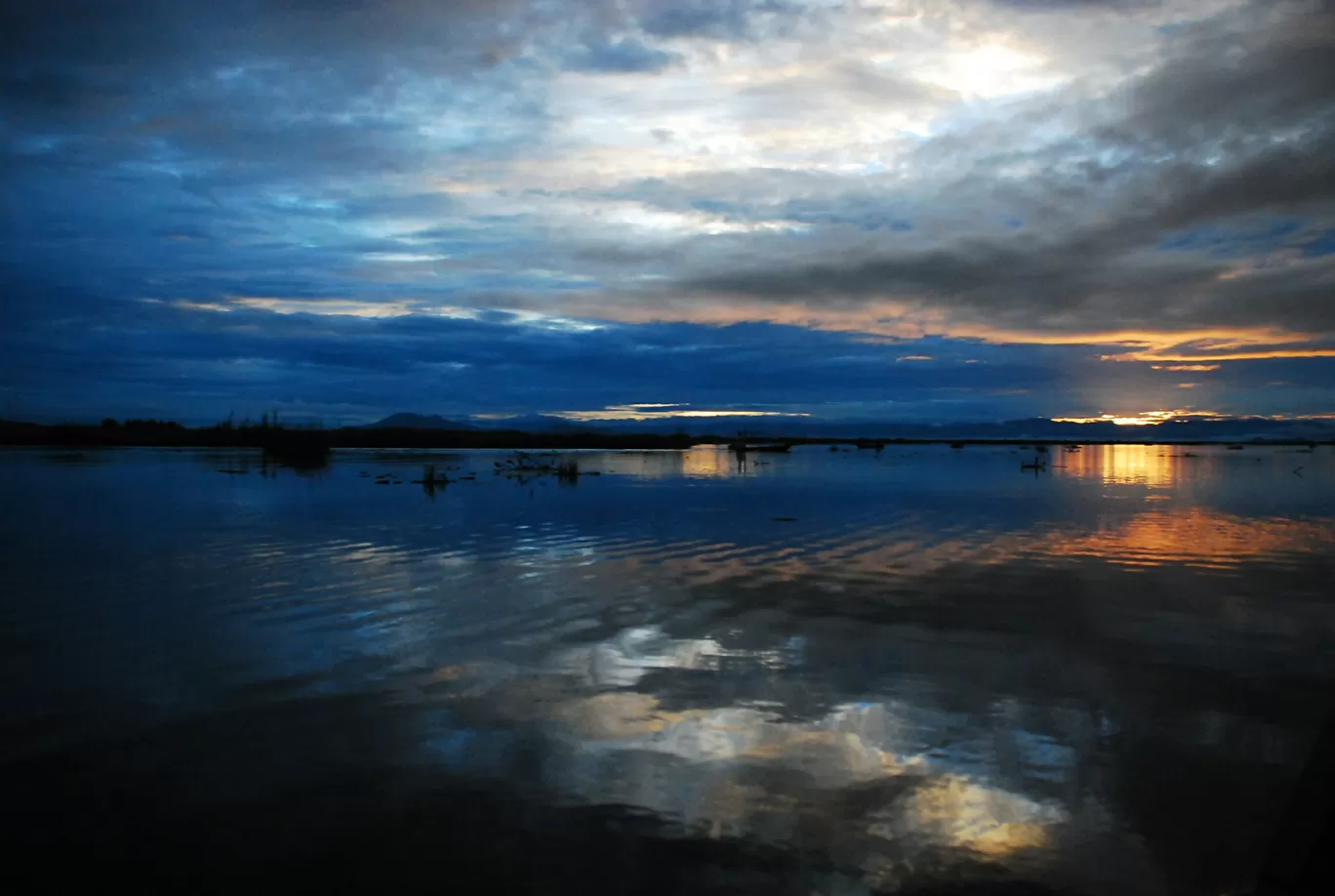 Photo of Loktak Lake By Sarang Leishangthem