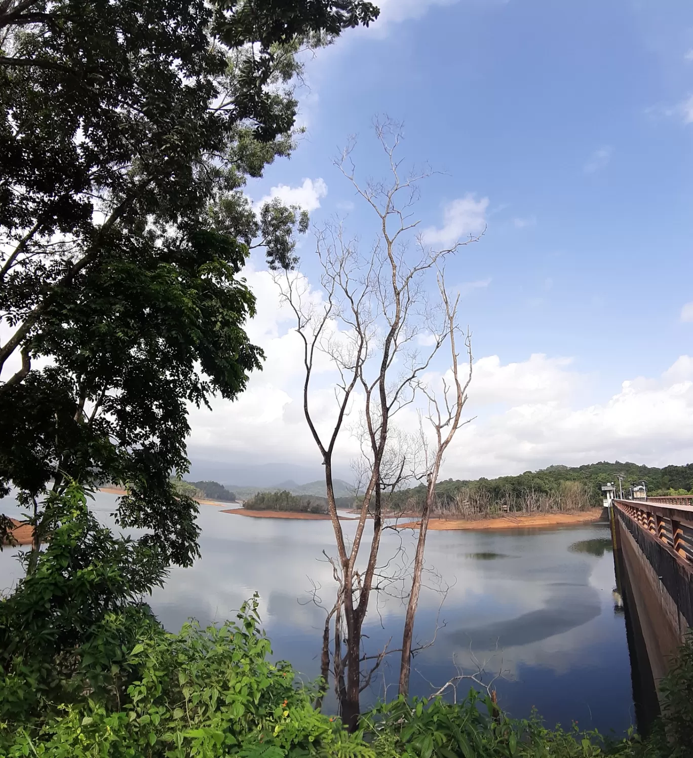 Photo of Peppara Dam and Wildlife Sanctuary. By Aiswarya Ajithan 