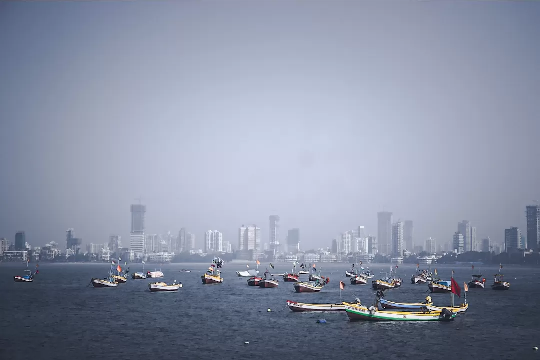 Photo of Koliwada By Vijay Gohil 