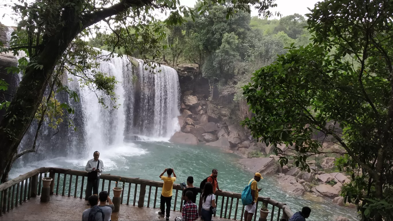 Photo of Krang Shuri Waterfall By Reshmi Purkayastha