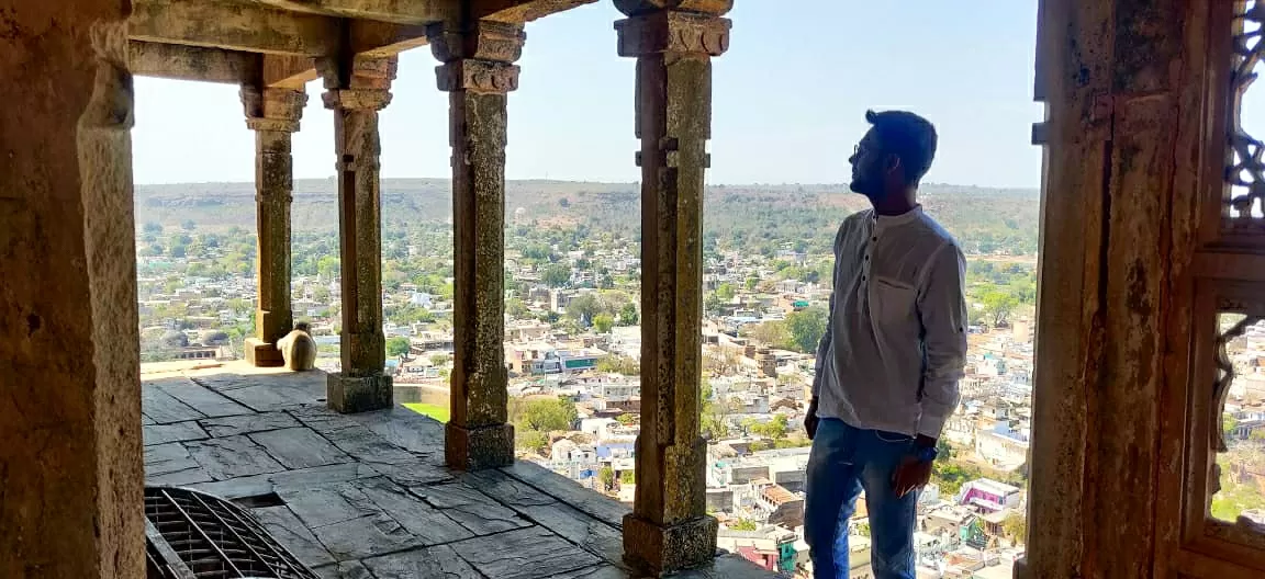 Photo of Chanderi Fort Palace By luciole_v