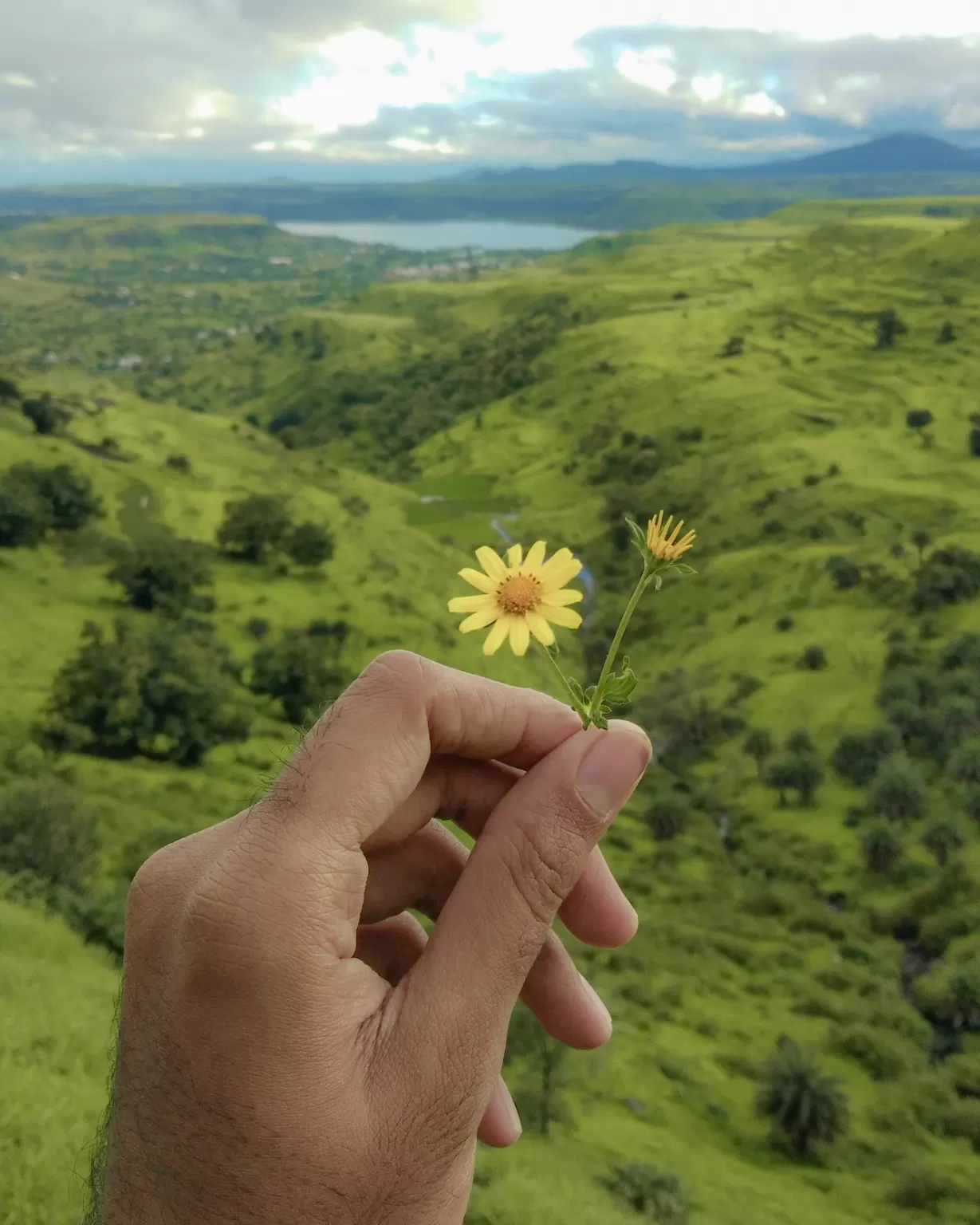 Photo of Ghodegaon By Rushikesh