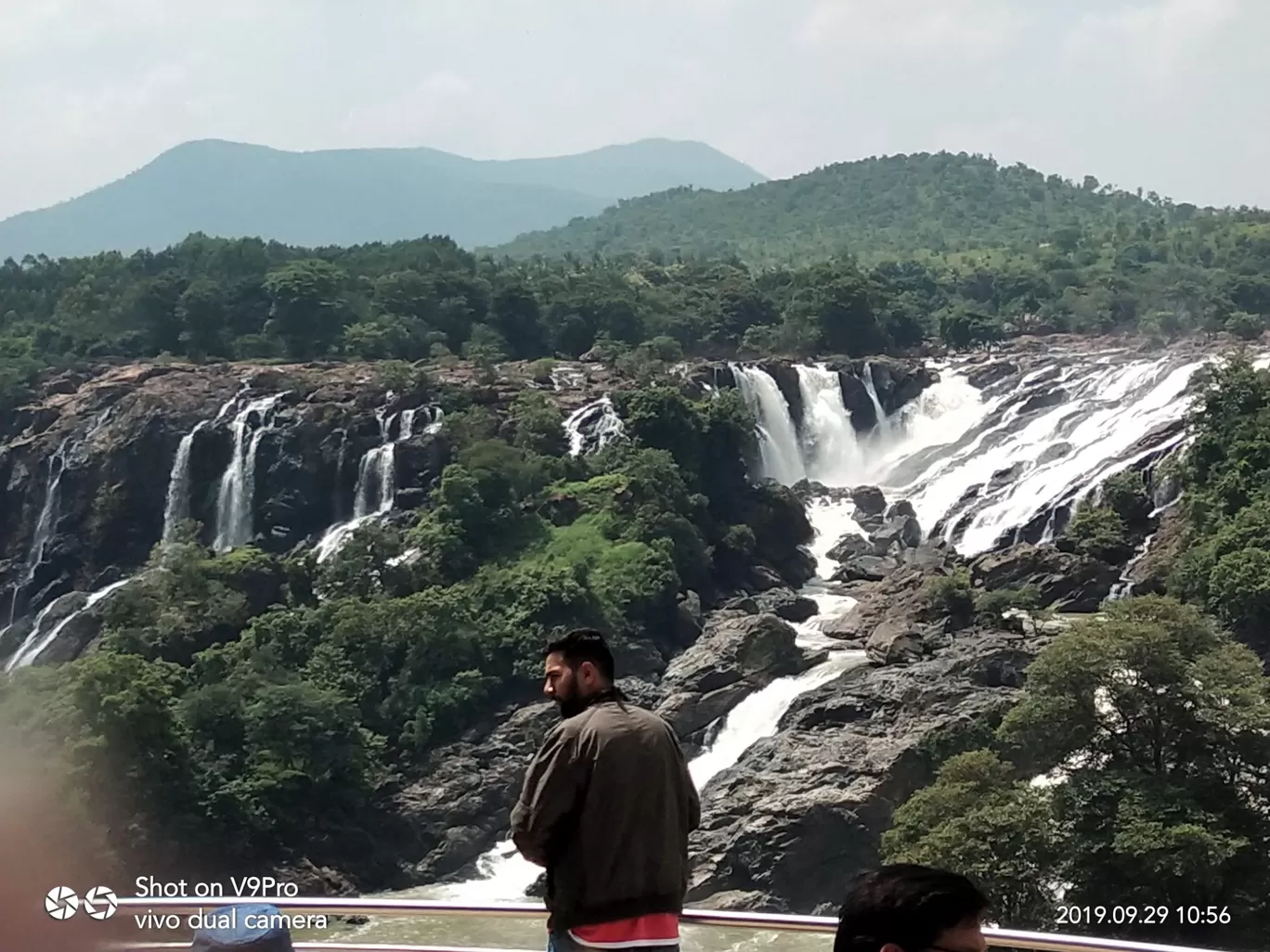 Photo of Barachukki Waterfalls By Sunodh RadhaSrinu