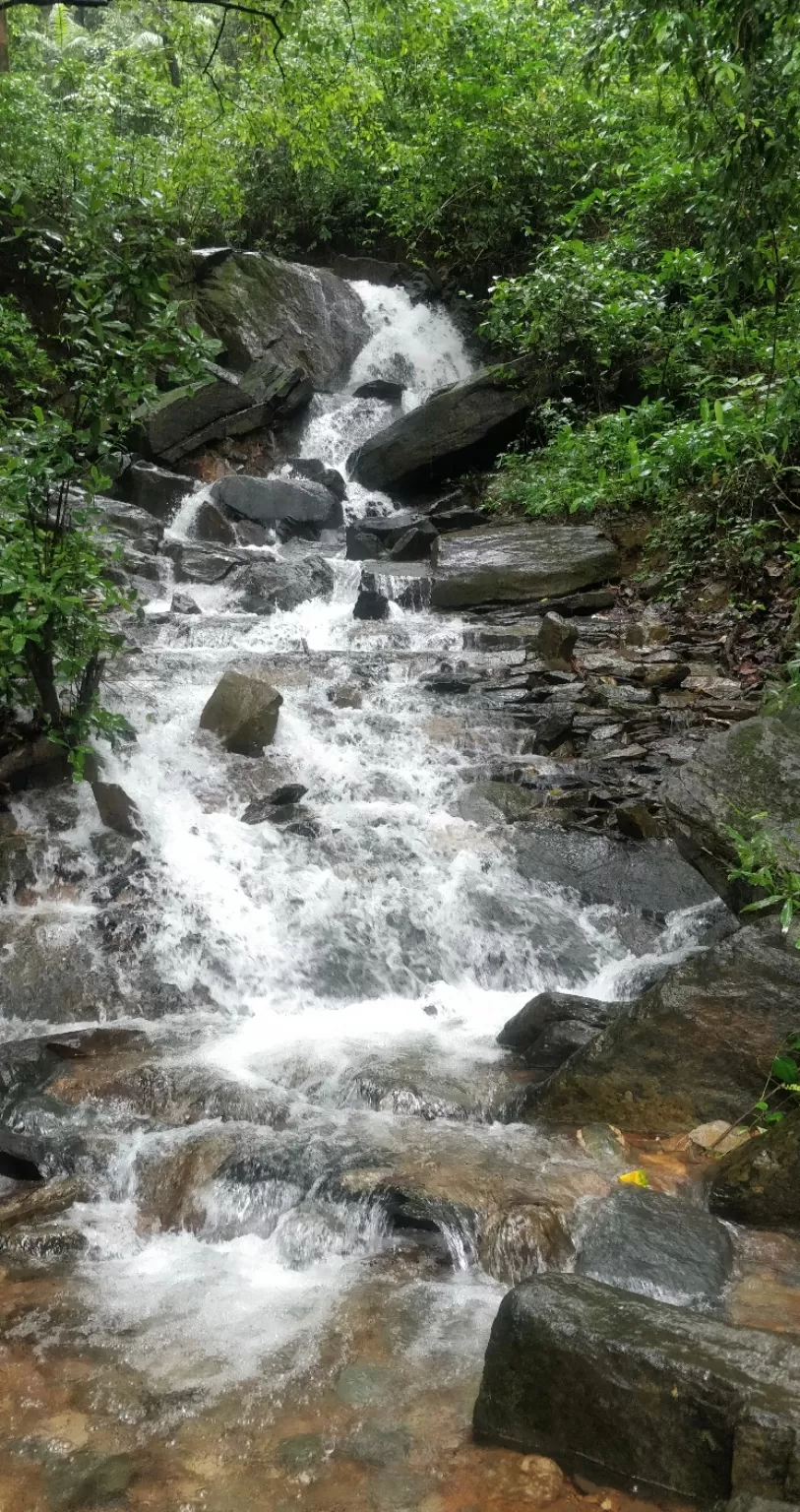 Photo of Vibhooti Falls By rohit adin