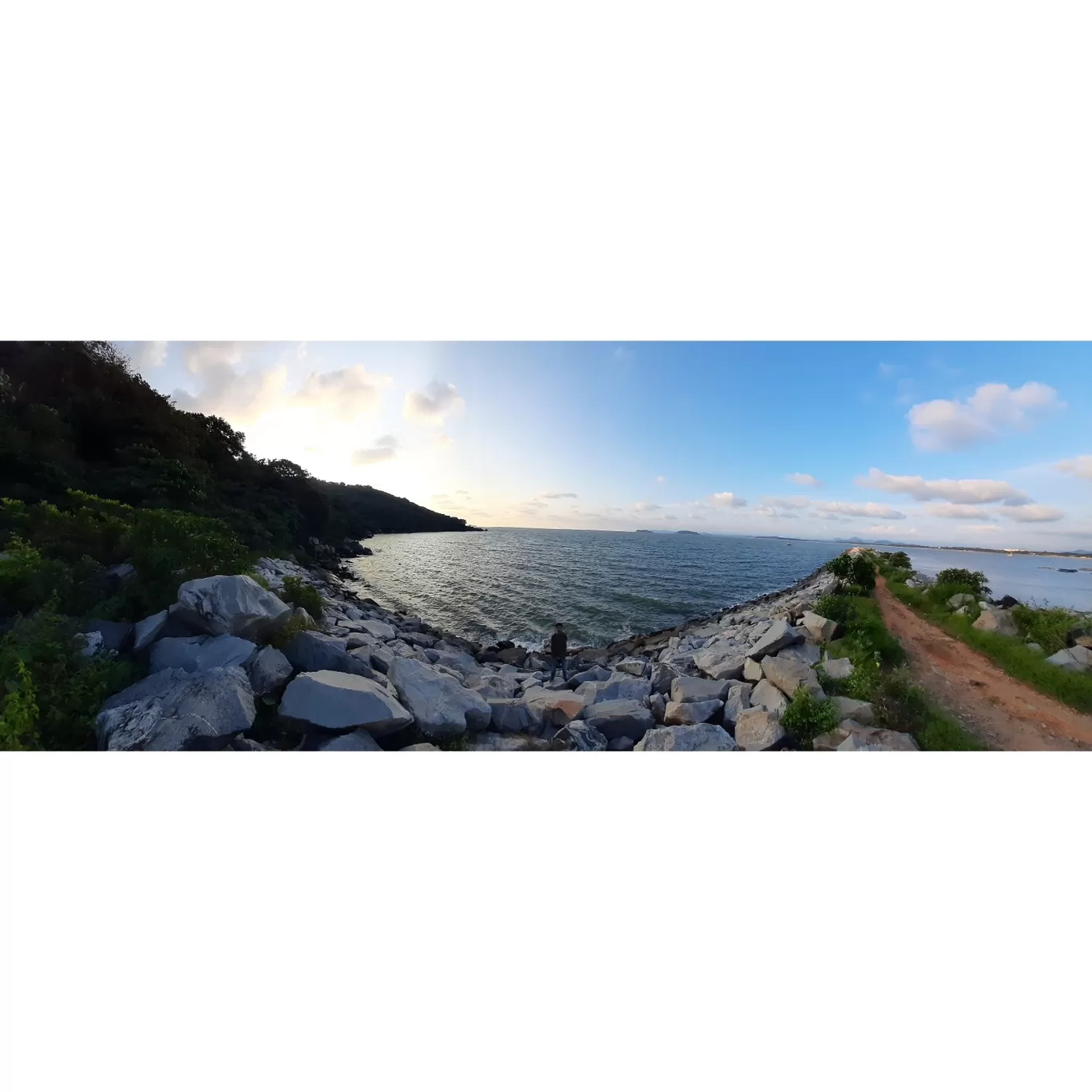 Photo of Breakwater Karwar By Clinton Coutinho