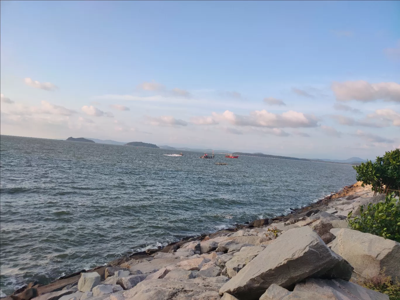 Photo of Breakwater Karwar By Clinton Coutinho