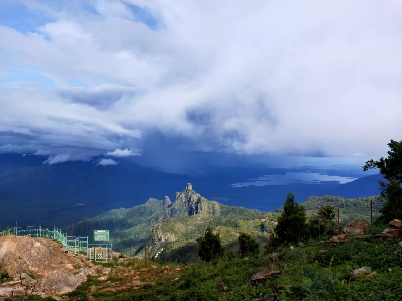 Photo of Kodanadu Mountain View point By MIND VOICES