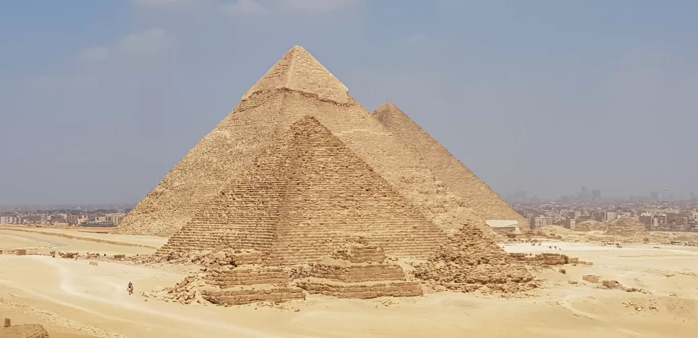Photo of Giza Pyramid Complex By Vaibhav Maheshwari