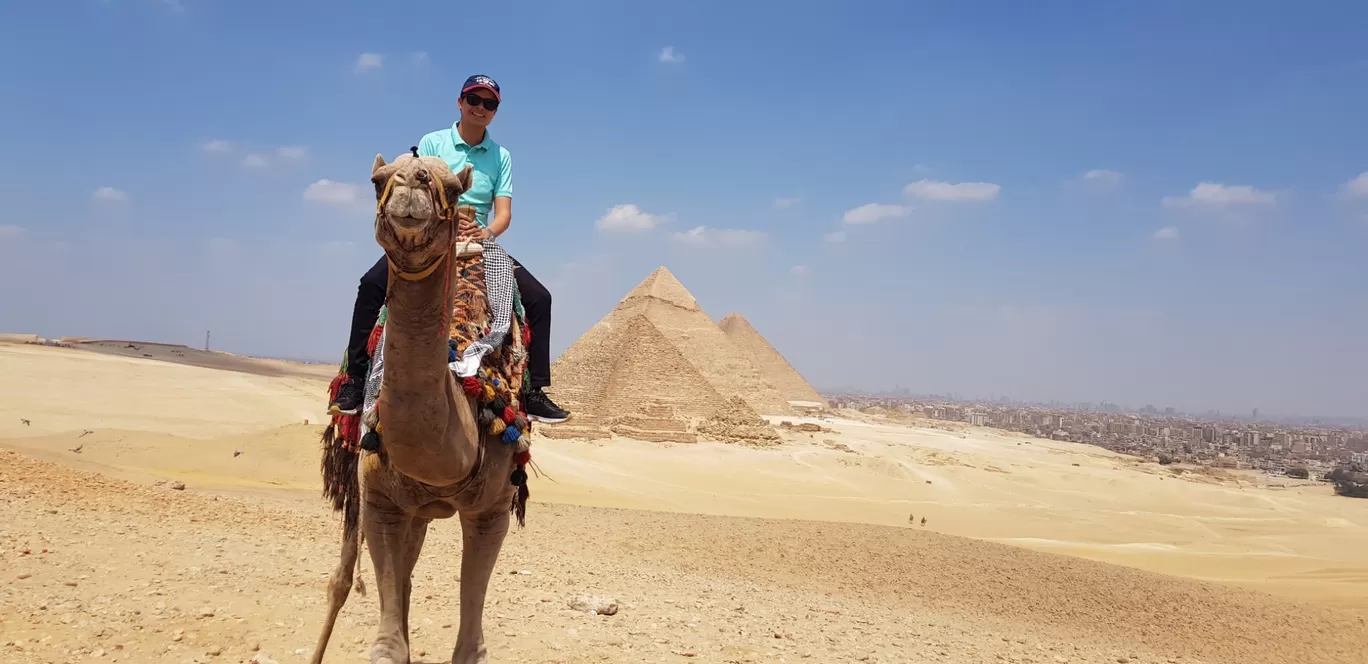 Photo of Giza Pyramid Complex By Vaibhav Maheshwari