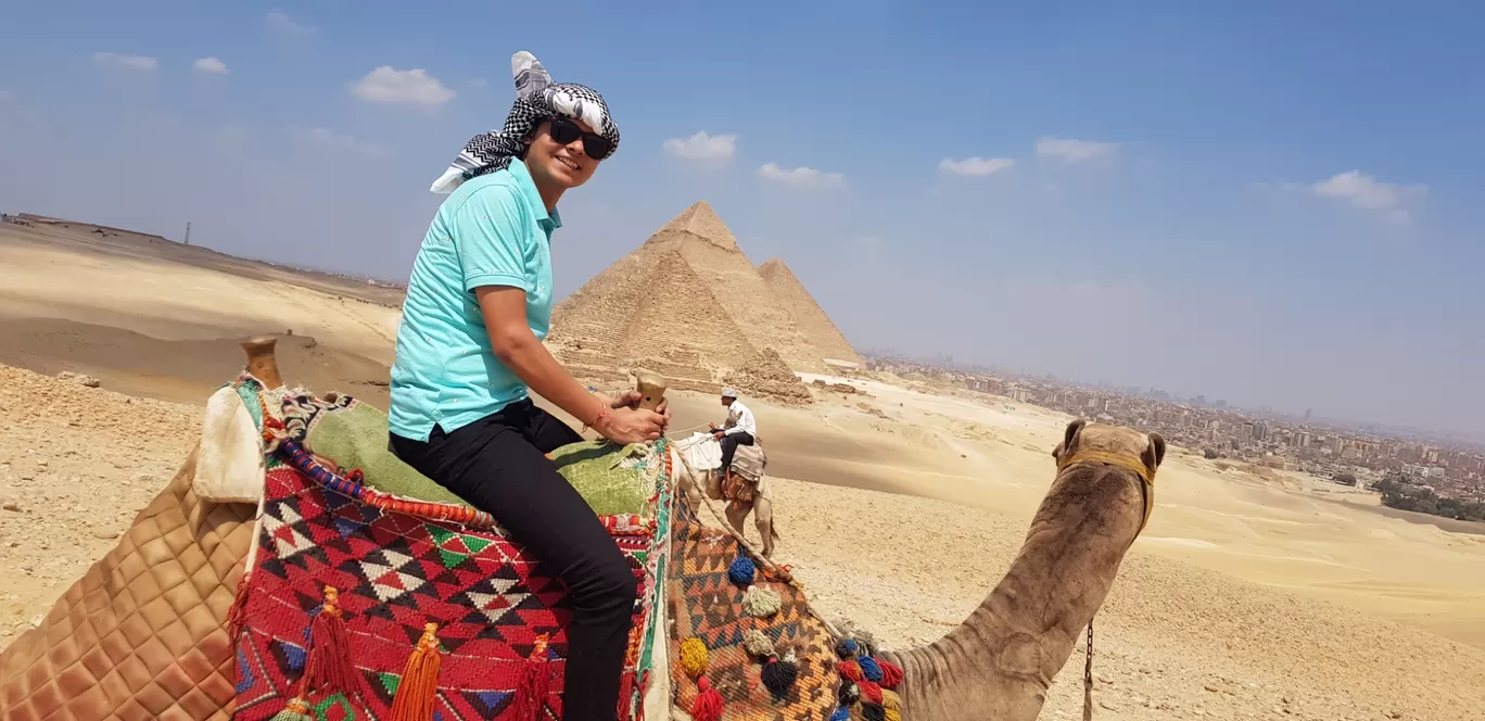Photo of Giza Pyramid Complex By Vaibhav Maheshwari