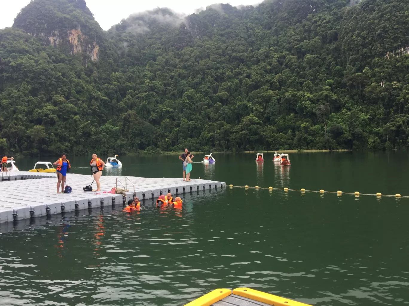 Photo of Dayang Bunting Lake (Tasik Dayang Bunting) By Daydreamer_PB