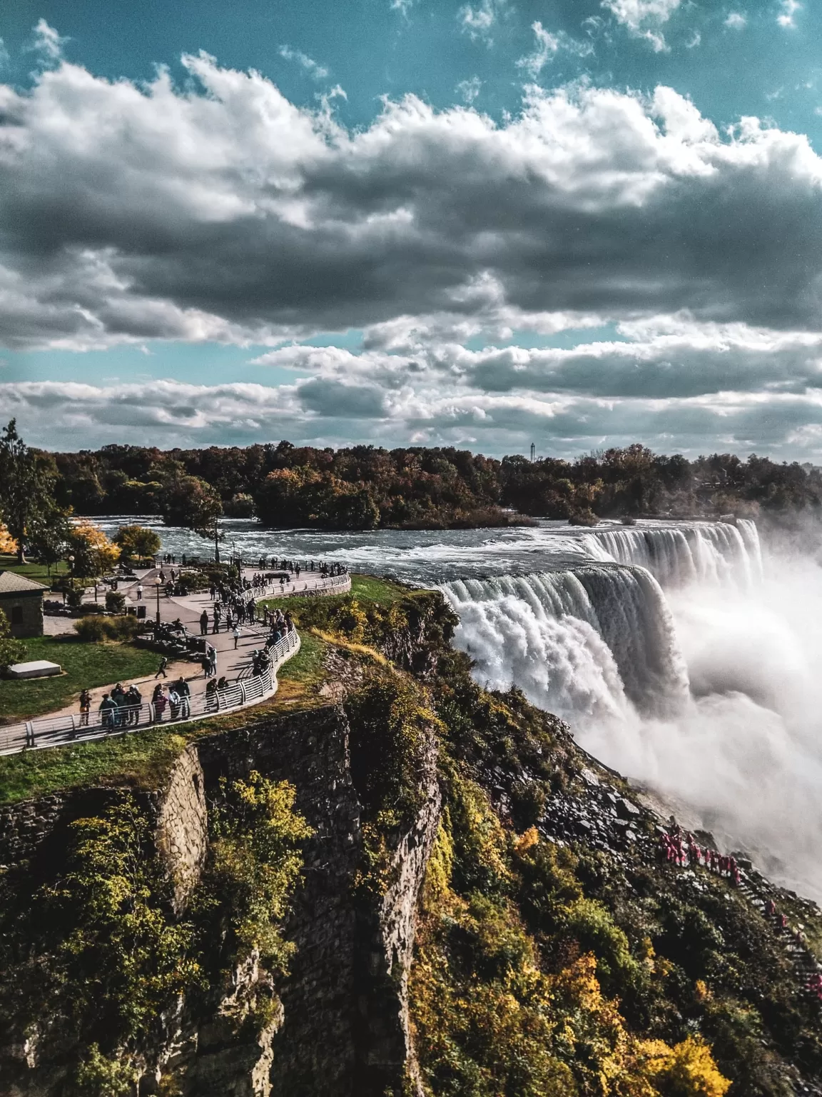 Photo of Niagara Falls By Sitikshu Badani