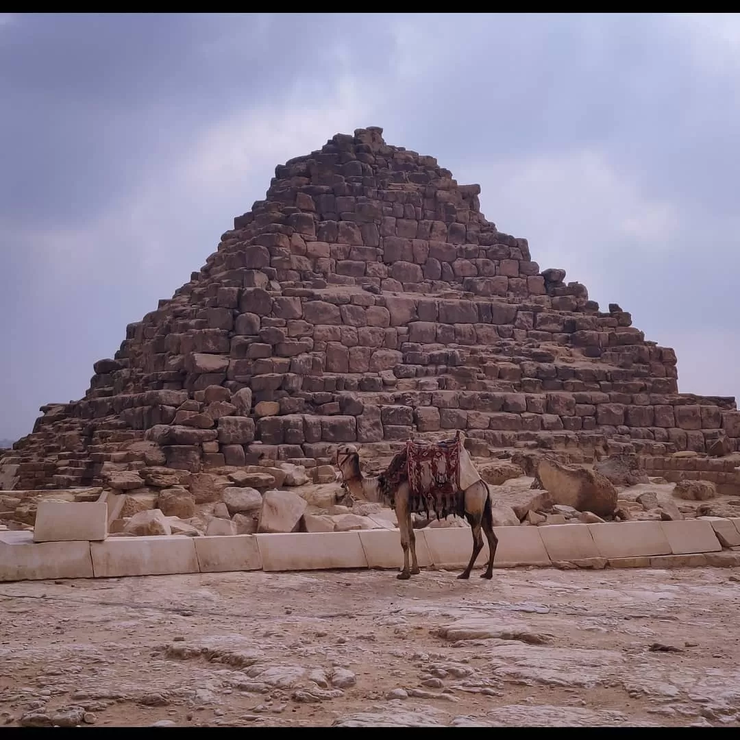 Photo of pyramid of giza By Bhavarth Sheth