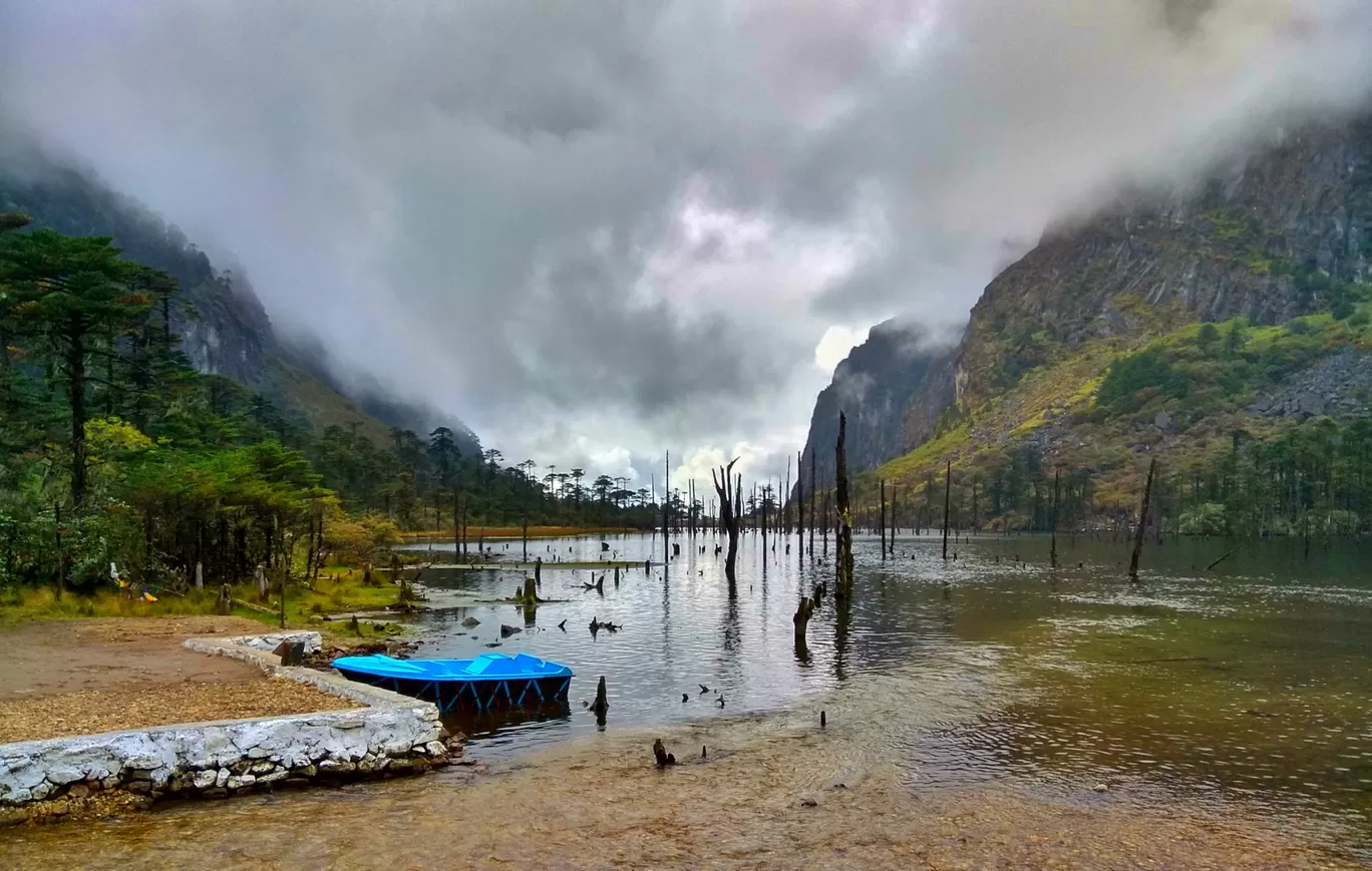 Photo of Sungester Lake By Sreya Saha