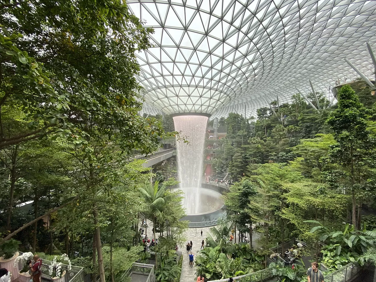 Photo of Singapore By Himani Sahni