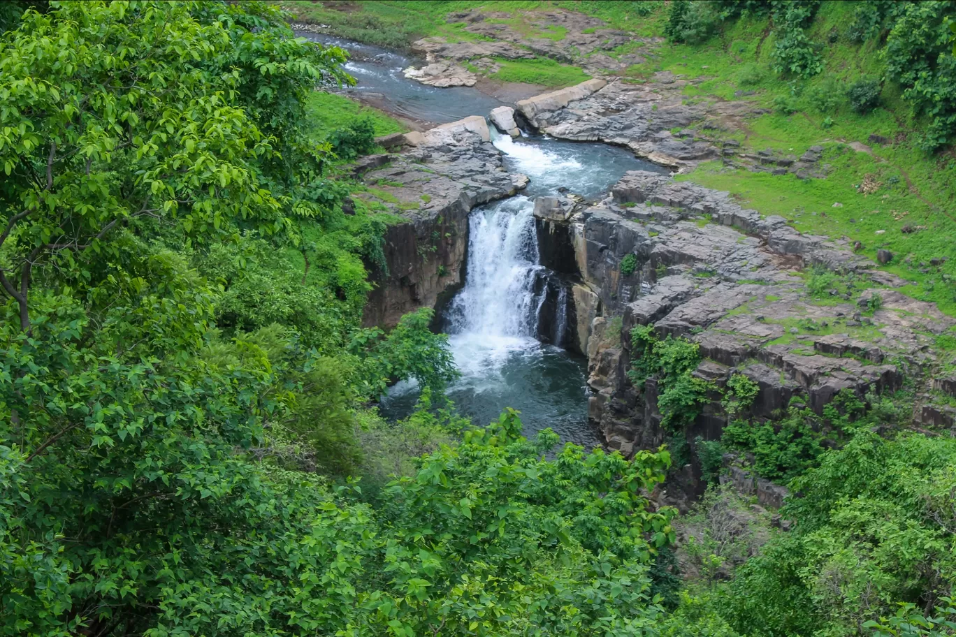 Photo of Zarwani Waterfall By ajit parmar