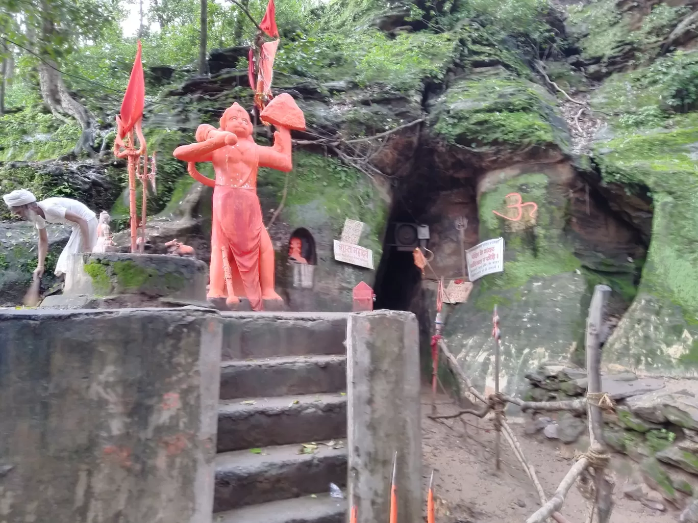 Photo of Panchmarhi Hill Station By Ankit Singh