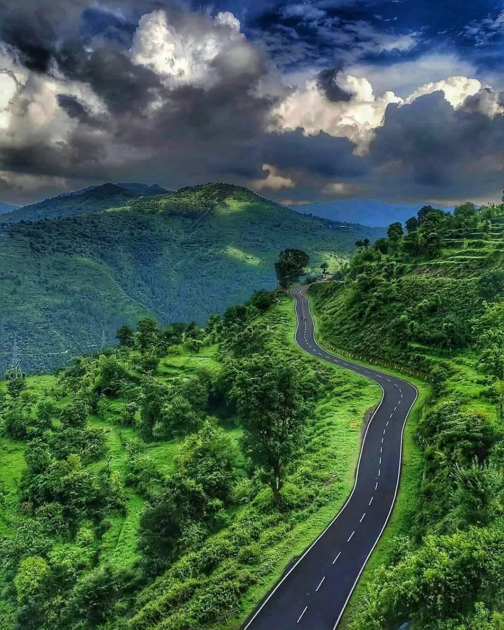 Photo of Srinagar - Kanyakumari Highway By Anirban Das