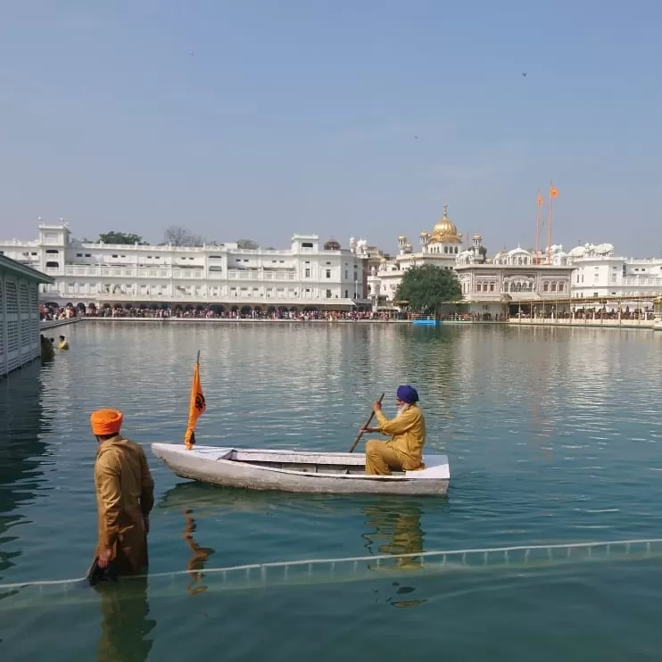 Photo of Golden temple By Praveen Negi