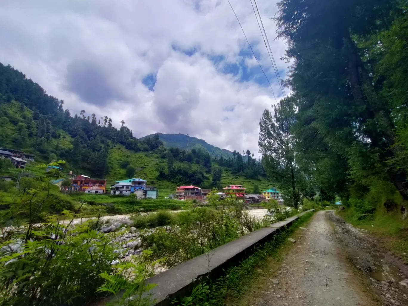 Photo of Barot Valley By Ananya Singh