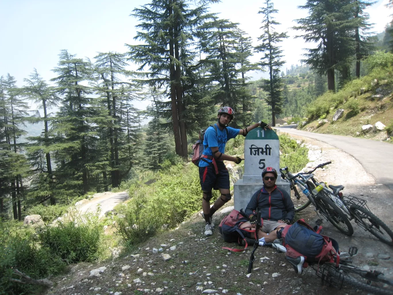Photo of Jibhi By Gaurav Prakash Gupta