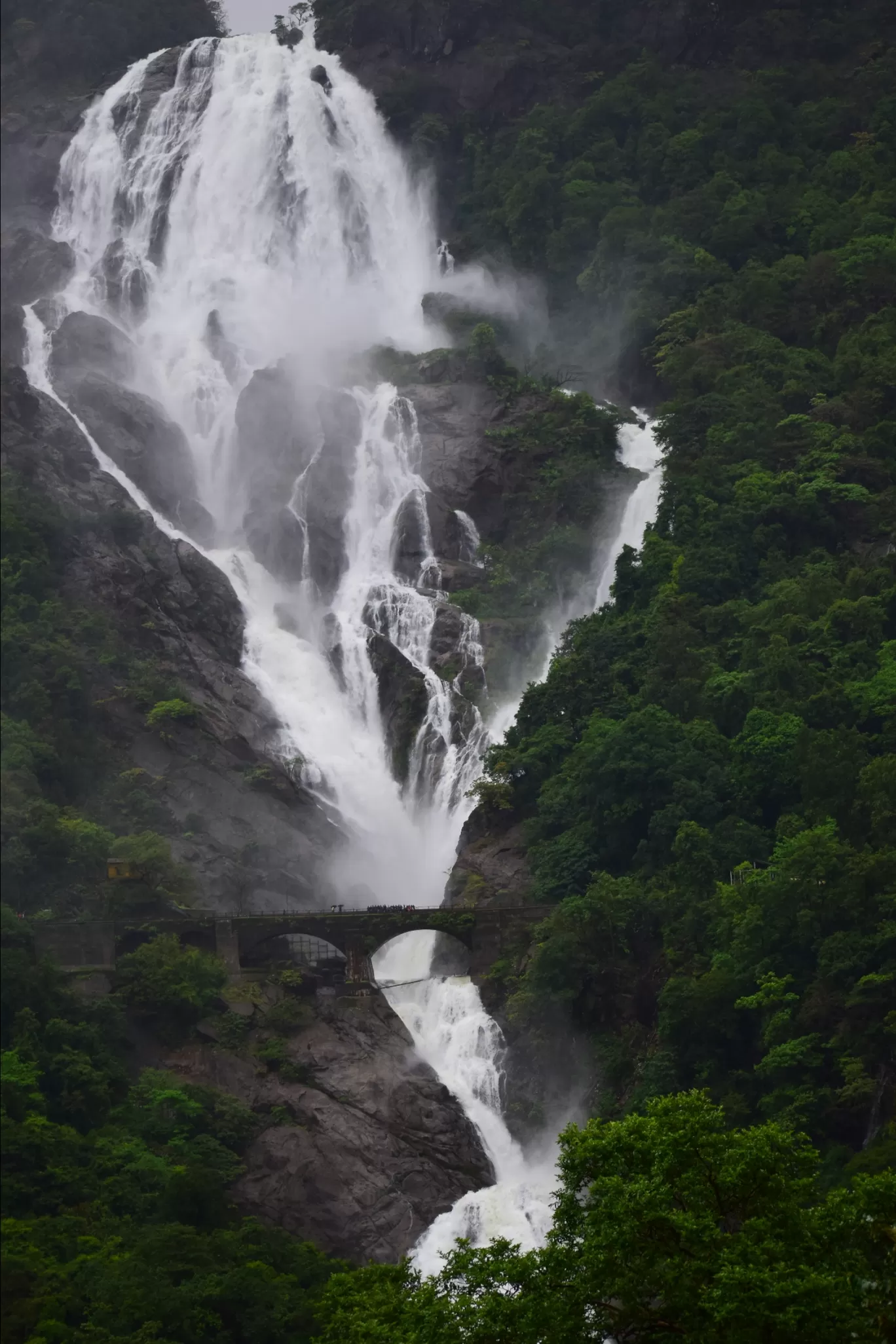 Photo of Dudhsagar Falls By Manoj Iyengar (MotoradTrekkie)