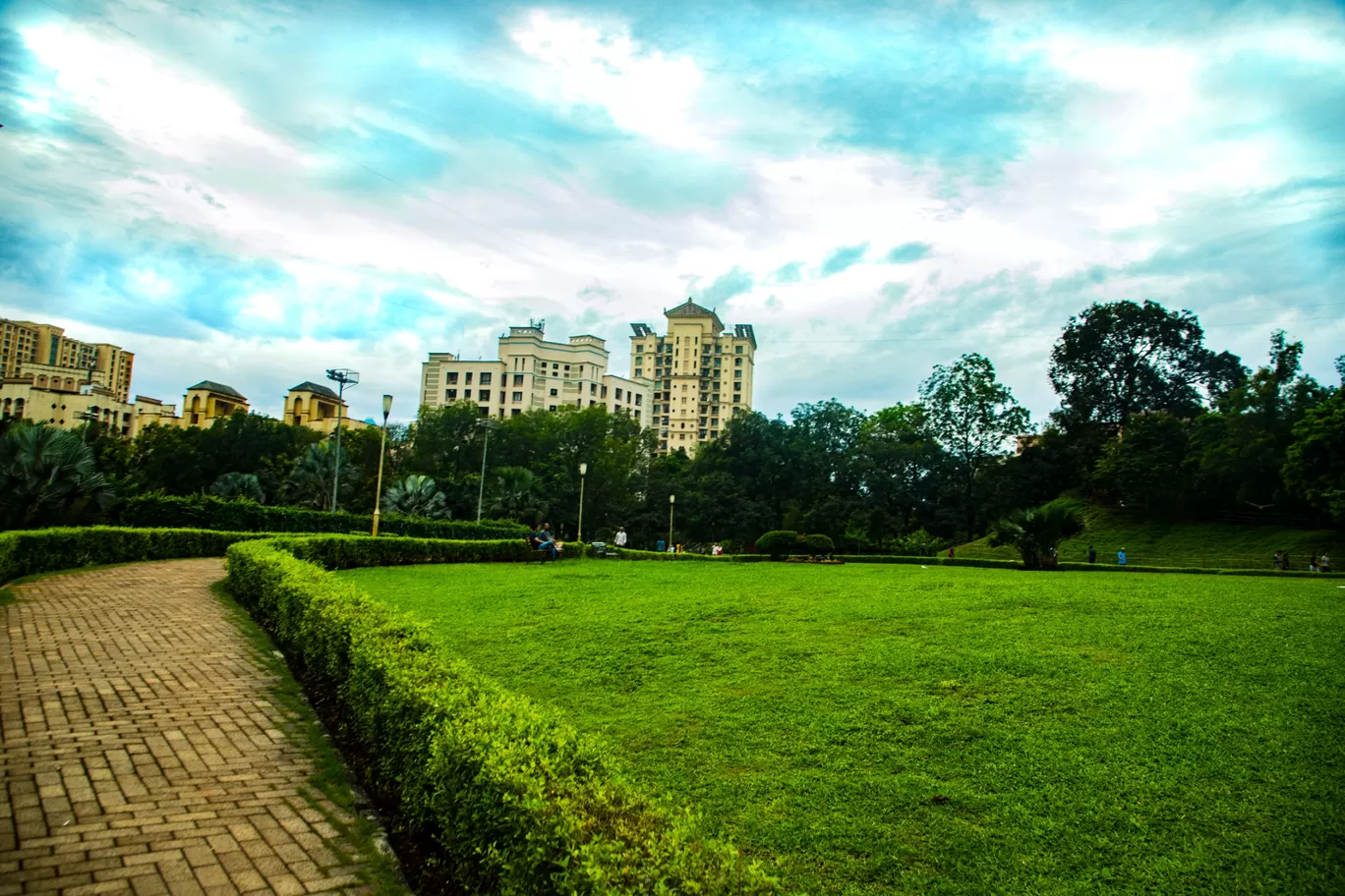 Photo of Hiranandani Estate By Revin Salins