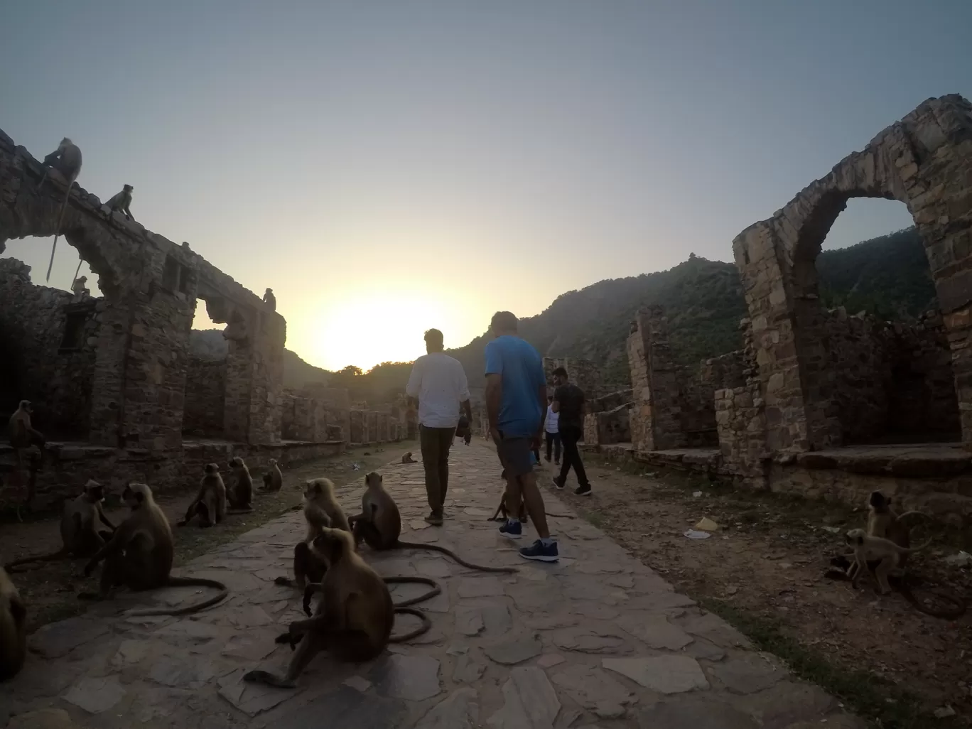 Photo of Bhangarh Fort By Richu Noble