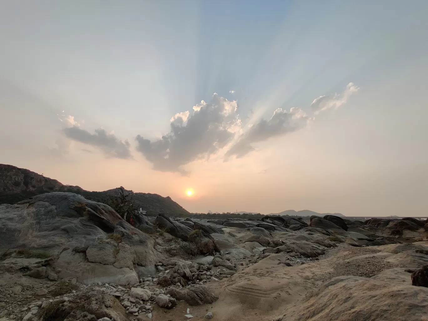 Photo of Banas River By achin singhal