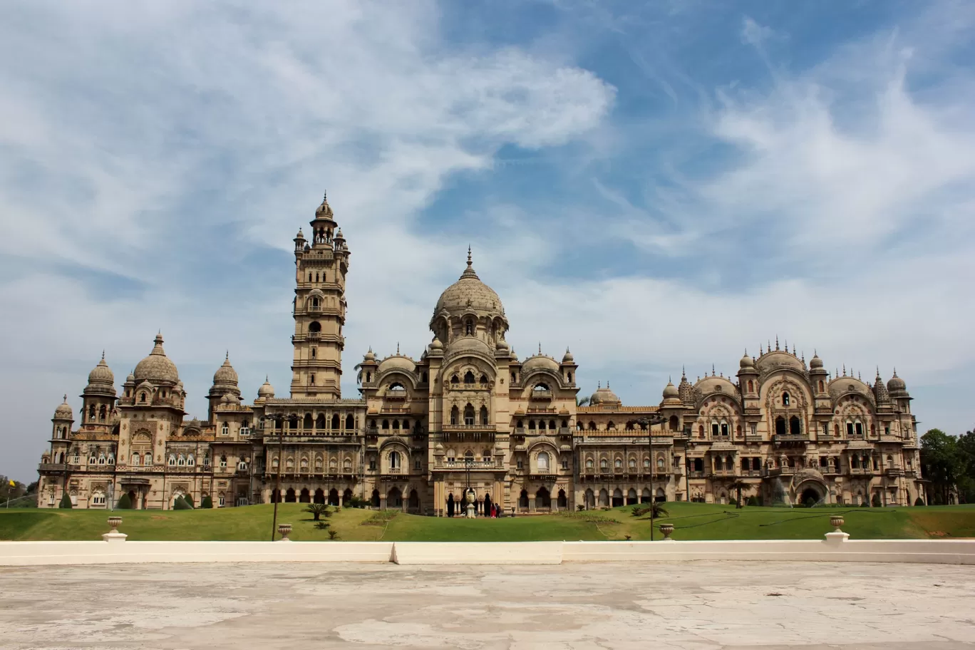 Photo of Lakshmi Vilas Palace By Harry Patel