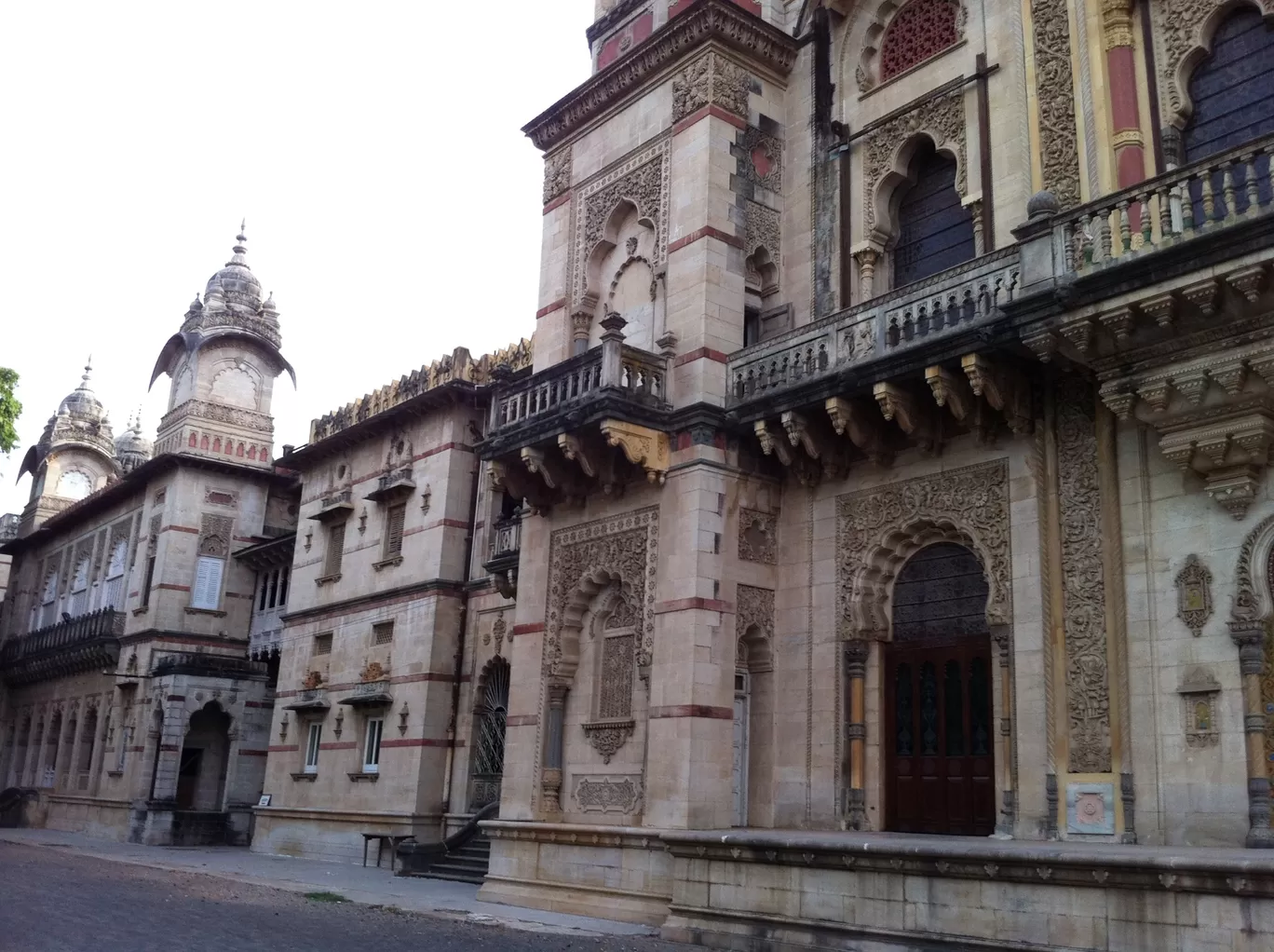 Photo of Lakshmi Vilas Palace By Harry Patel